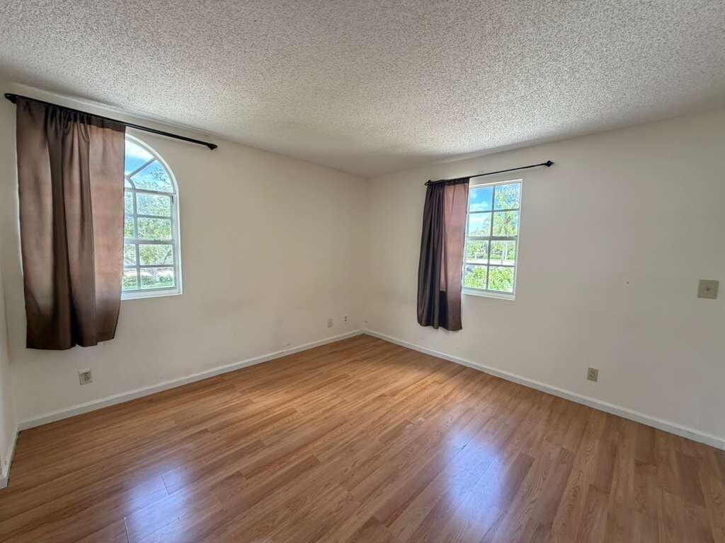SUGAR POND MANOR OF WELLINGTON - Residential Lease