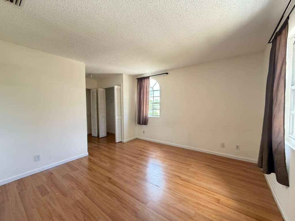 SUGAR POND MANOR OF WELLINGTON - Residential Lease
