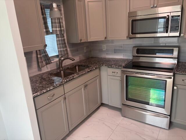 MERIDIAN CONDO 5 - Residential