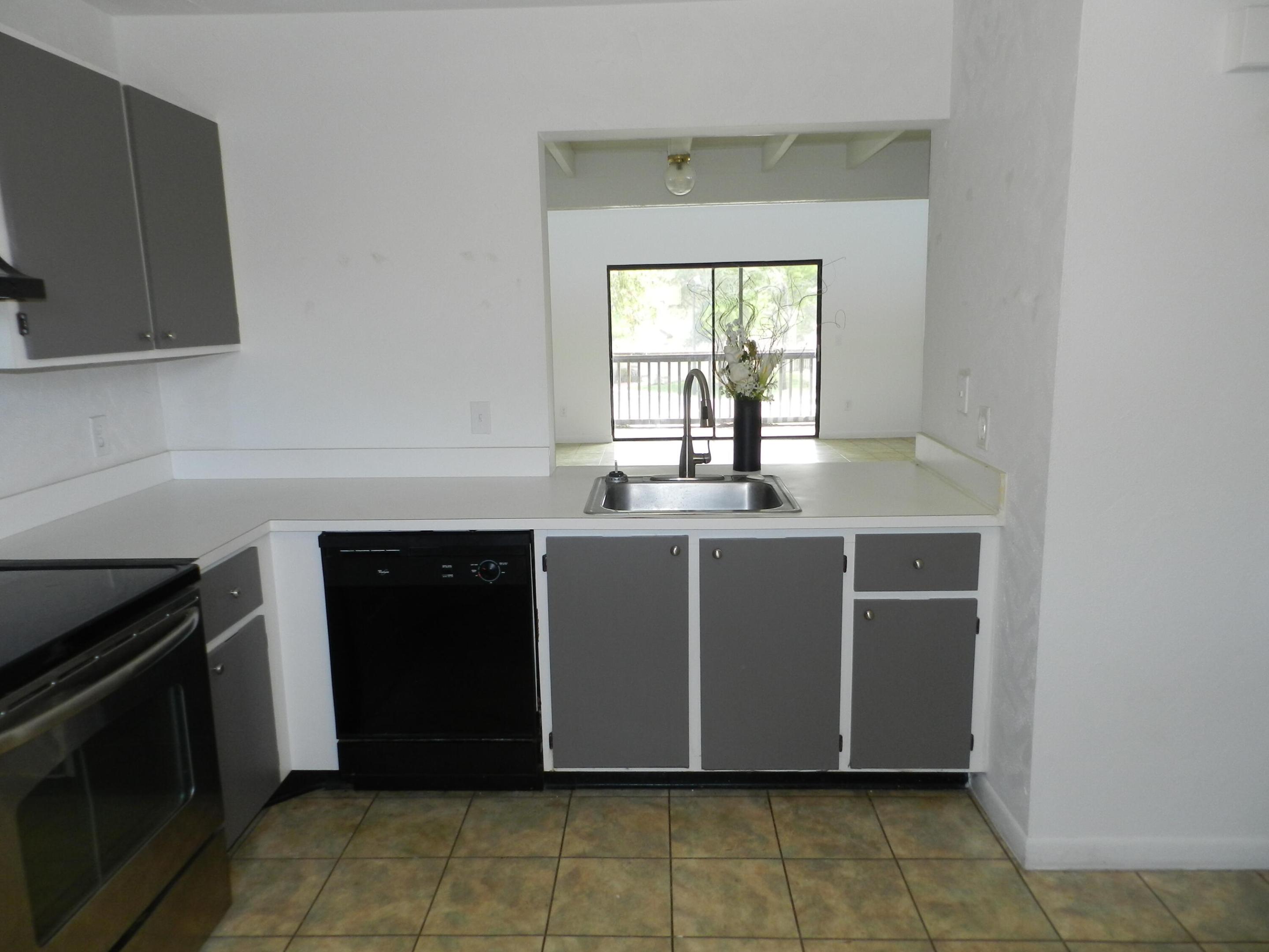 TRAILS AT ROYAL PALM BEACH CONDO - Residential