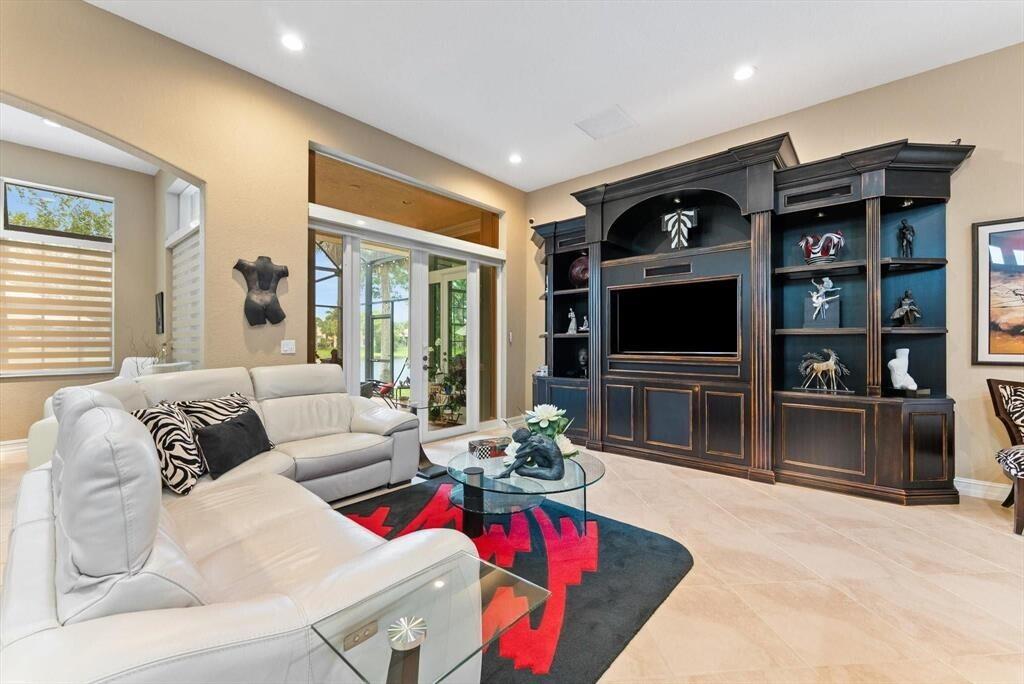 HERON BAY NORTHEAST - Residential