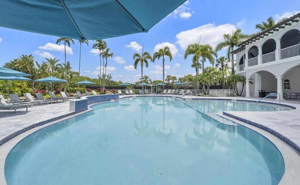 HERON BAY NORTHEAST - Residential