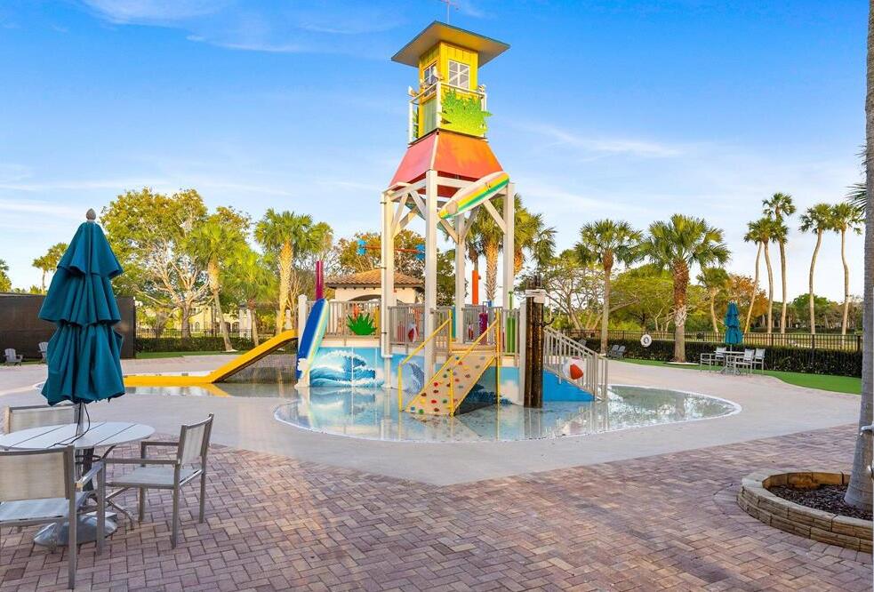 HERON BAY NORTHEAST - Residential