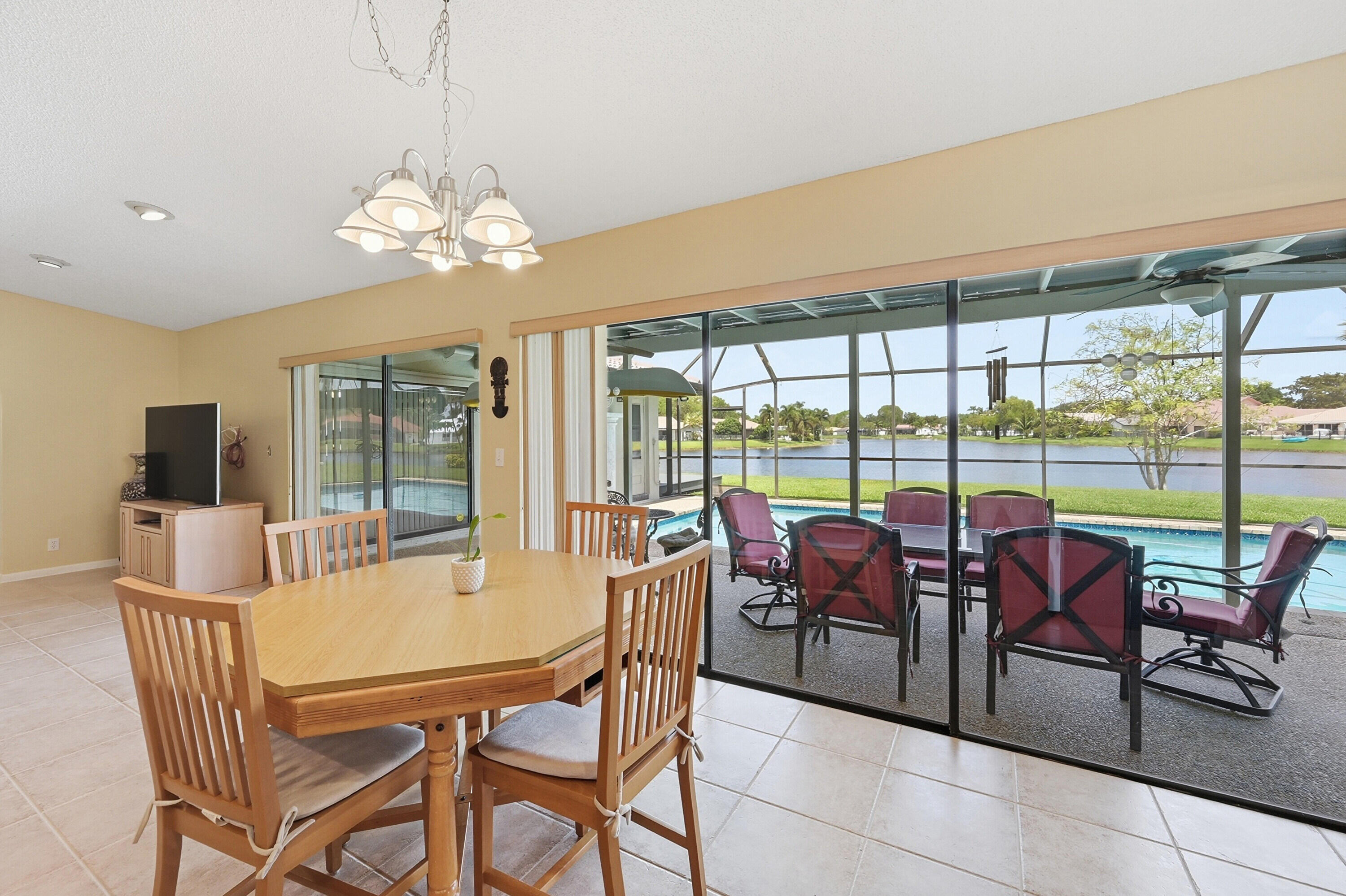 CYPRESS LAKES - Residential