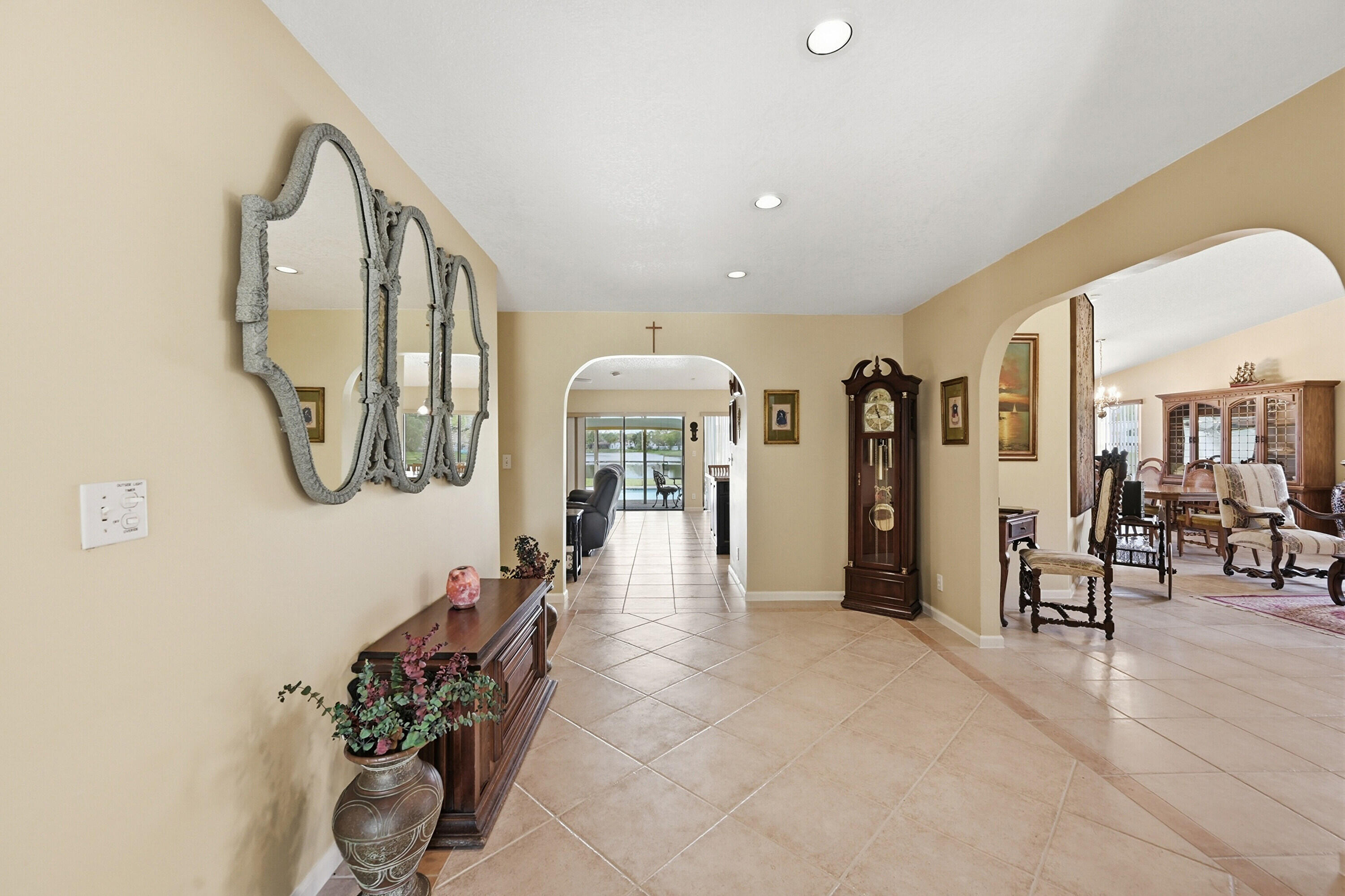 CYPRESS LAKES - Residential