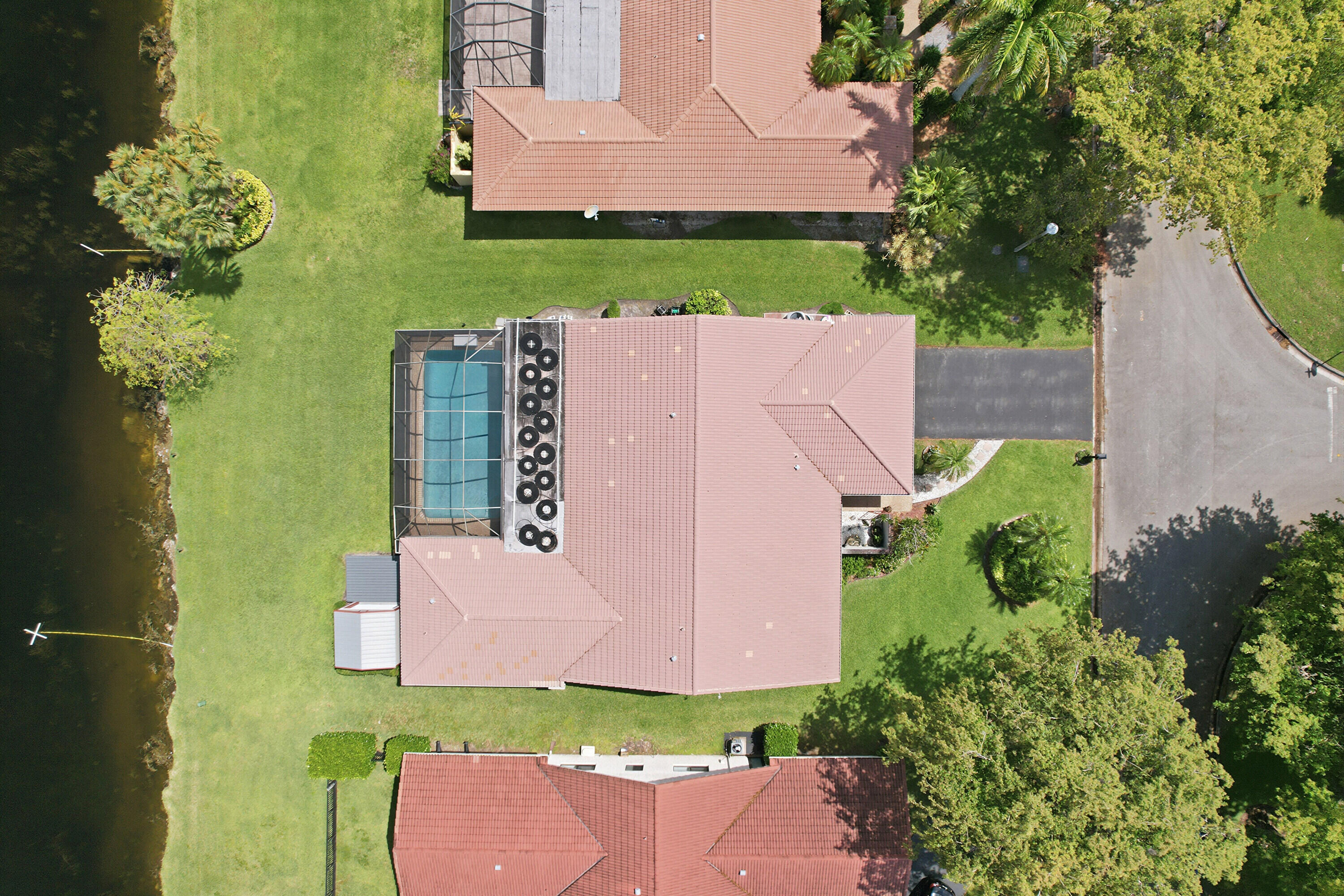 CYPRESS LAKES - Residential
