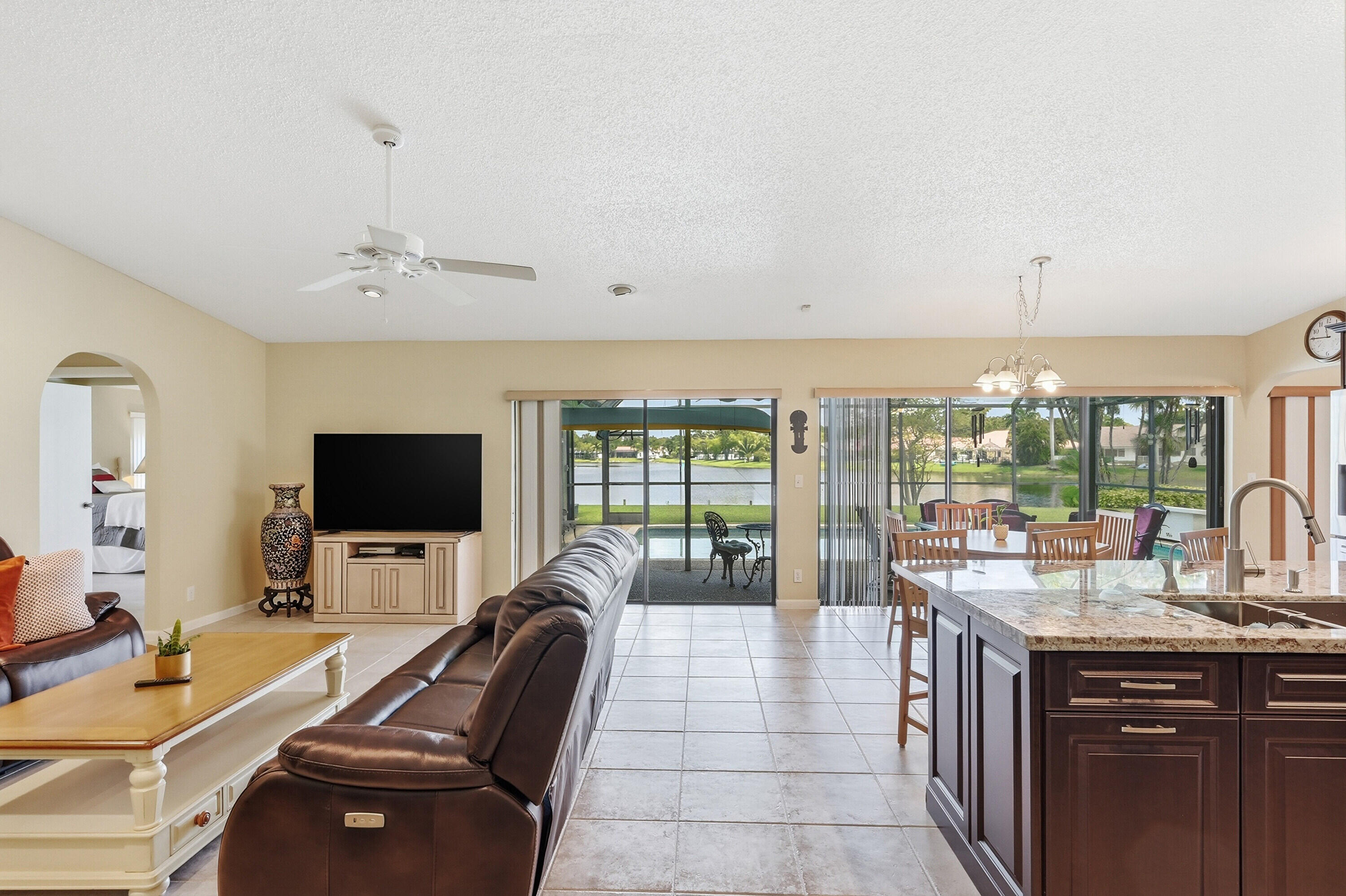 CYPRESS LAKES - Residential