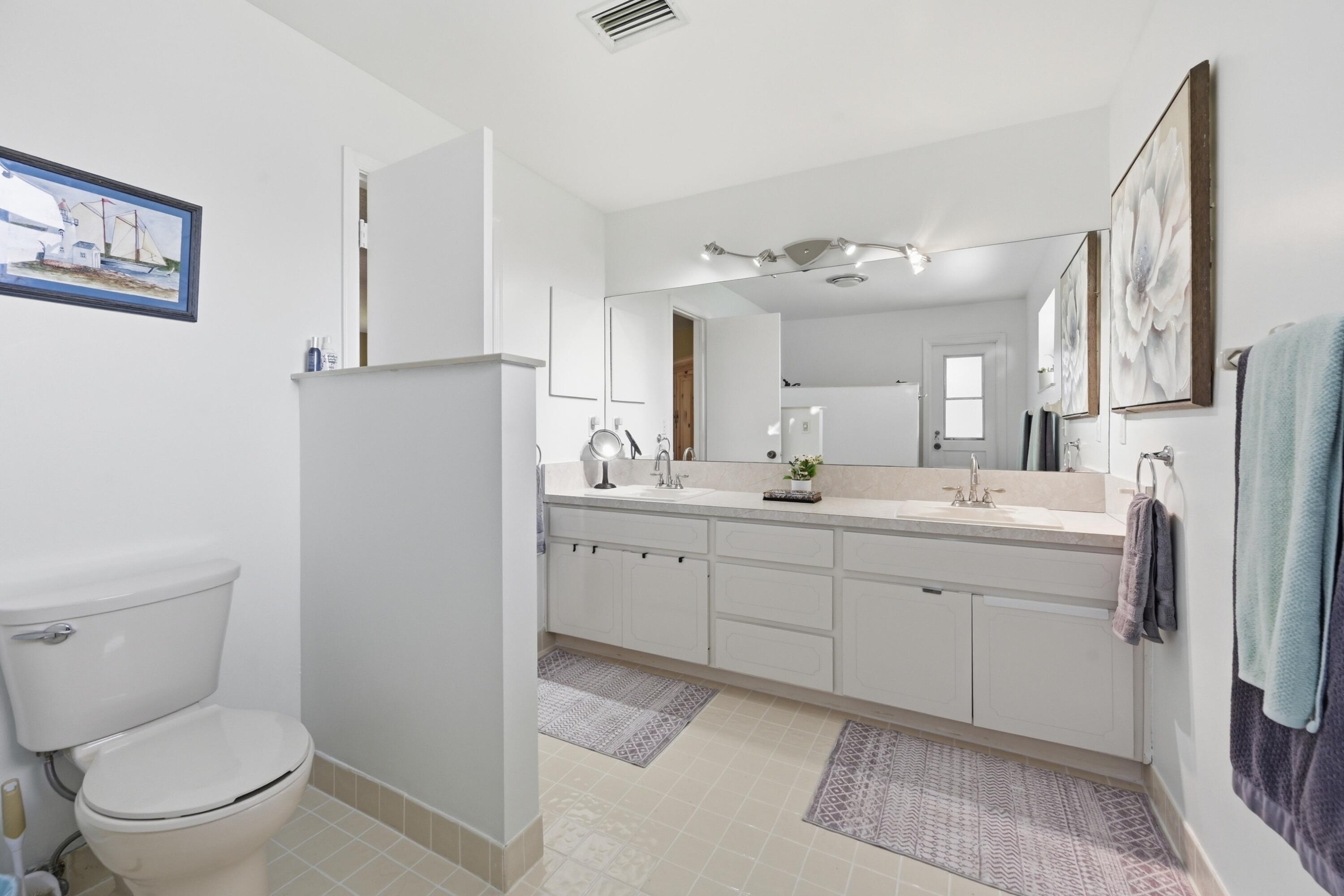 CYPRESS LAKES - Residential