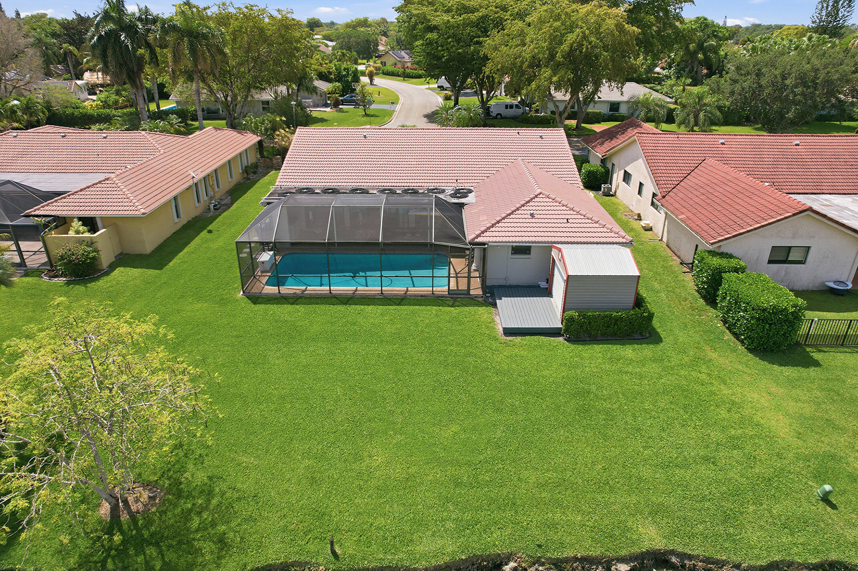 CYPRESS LAKES - Residential
