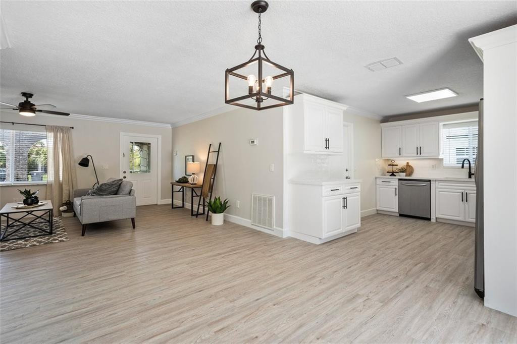 HOLIDAY CITY AT BOCA RATON SEC 5 - Residential Lease