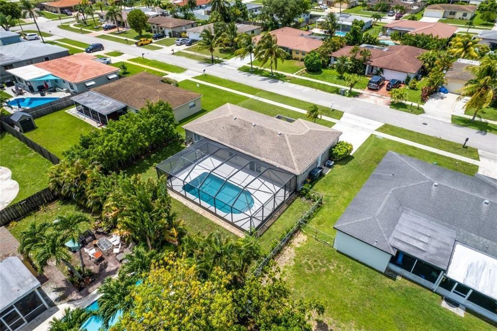 HOLIDAY CITY AT BOCA RATON SEC 5 - Residential Lease