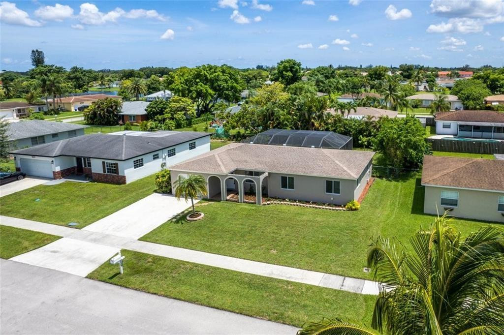 HOLIDAY CITY AT BOCA RATON SEC 5 - Residential Lease