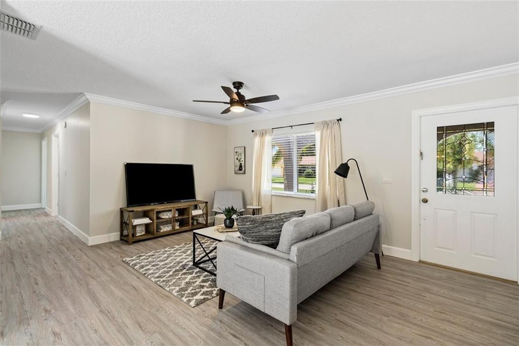 HOLIDAY CITY AT BOCA RATON SEC 5 - Residential Lease
