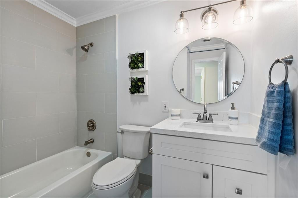HOLIDAY CITY AT BOCA RATON SEC 5 - Residential Lease