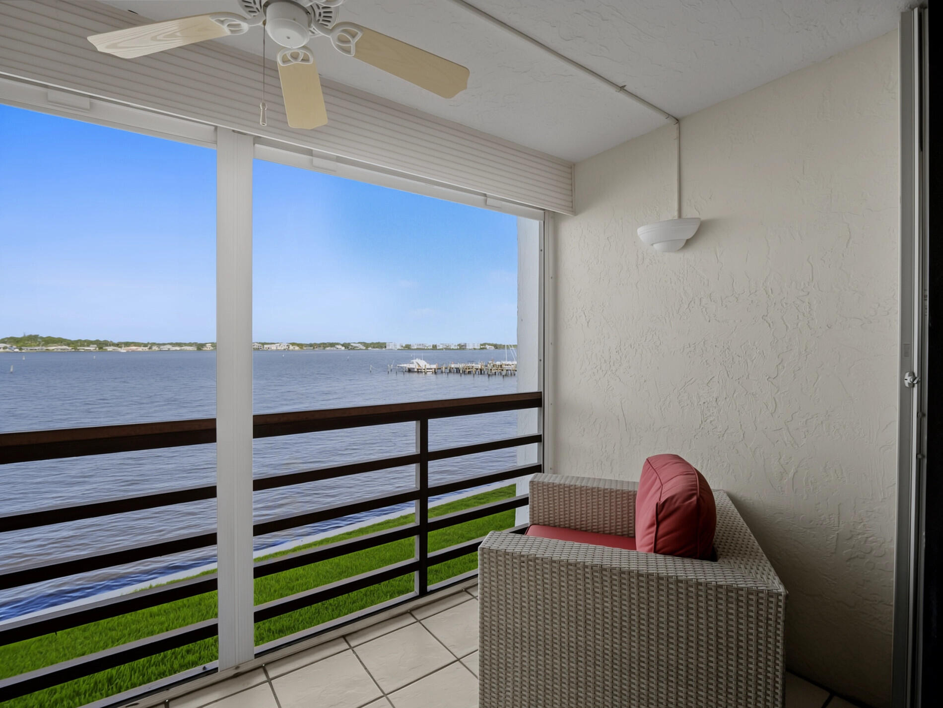CIRCLE BAY YACHT CLUB CONDO - Residential