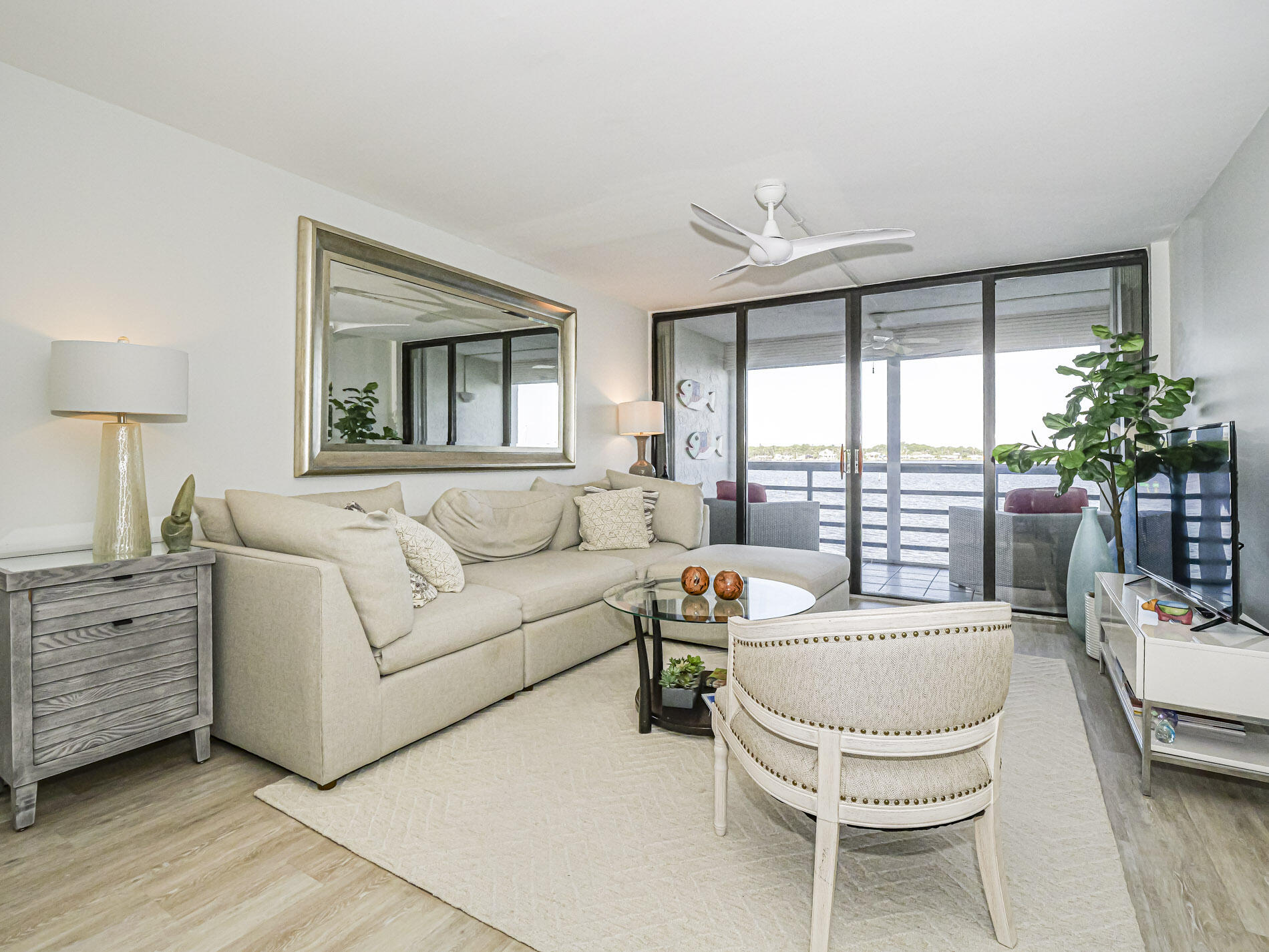 CIRCLE BAY YACHT CLUB CONDO - Residential