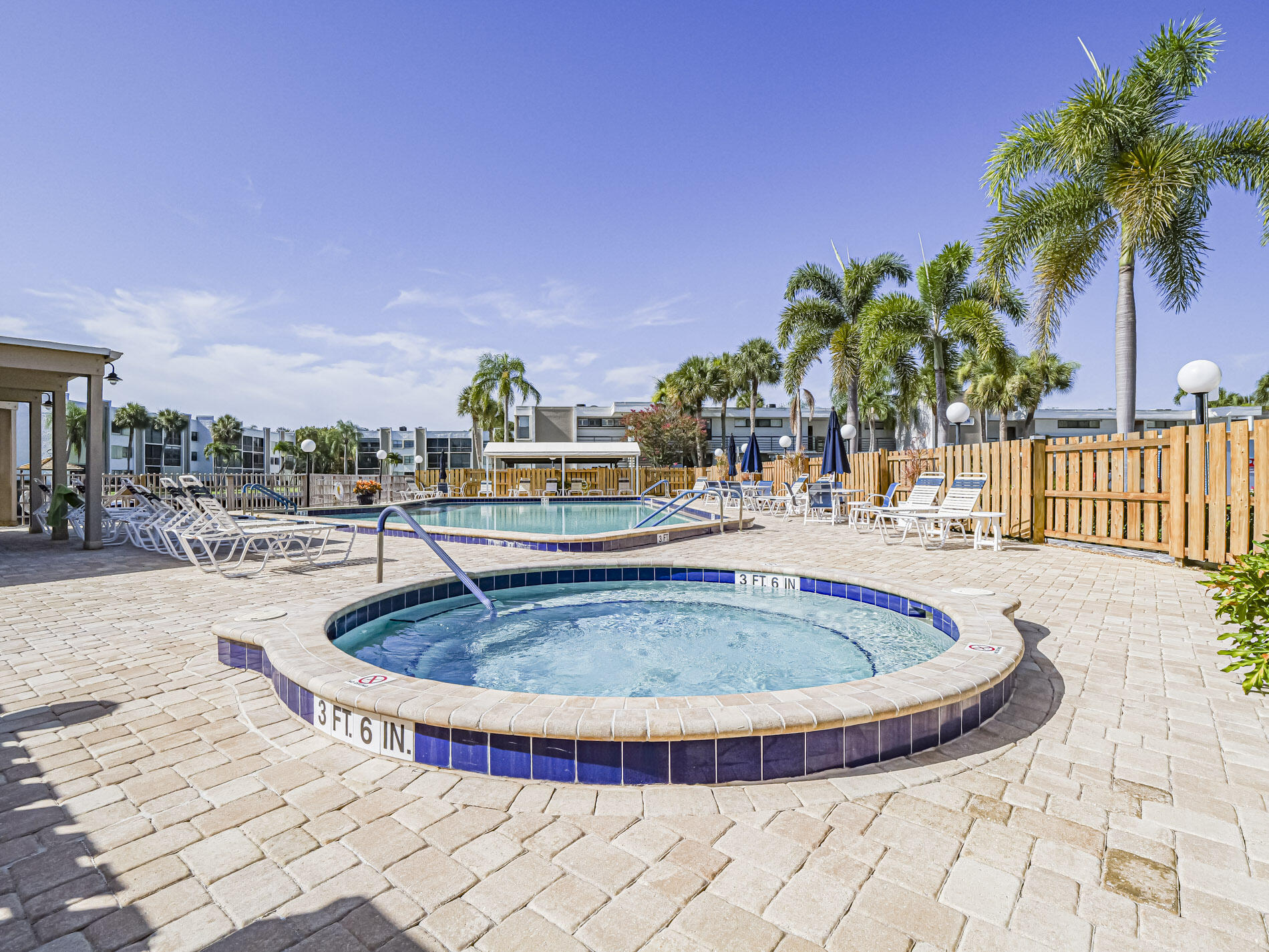 CIRCLE BAY YACHT CLUB CONDO - Residential