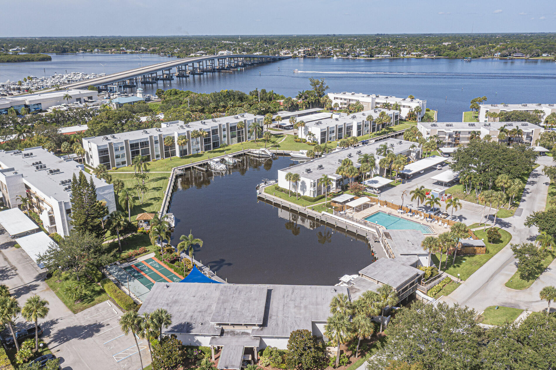CIRCLE BAY YACHT CLUB CONDO - Residential