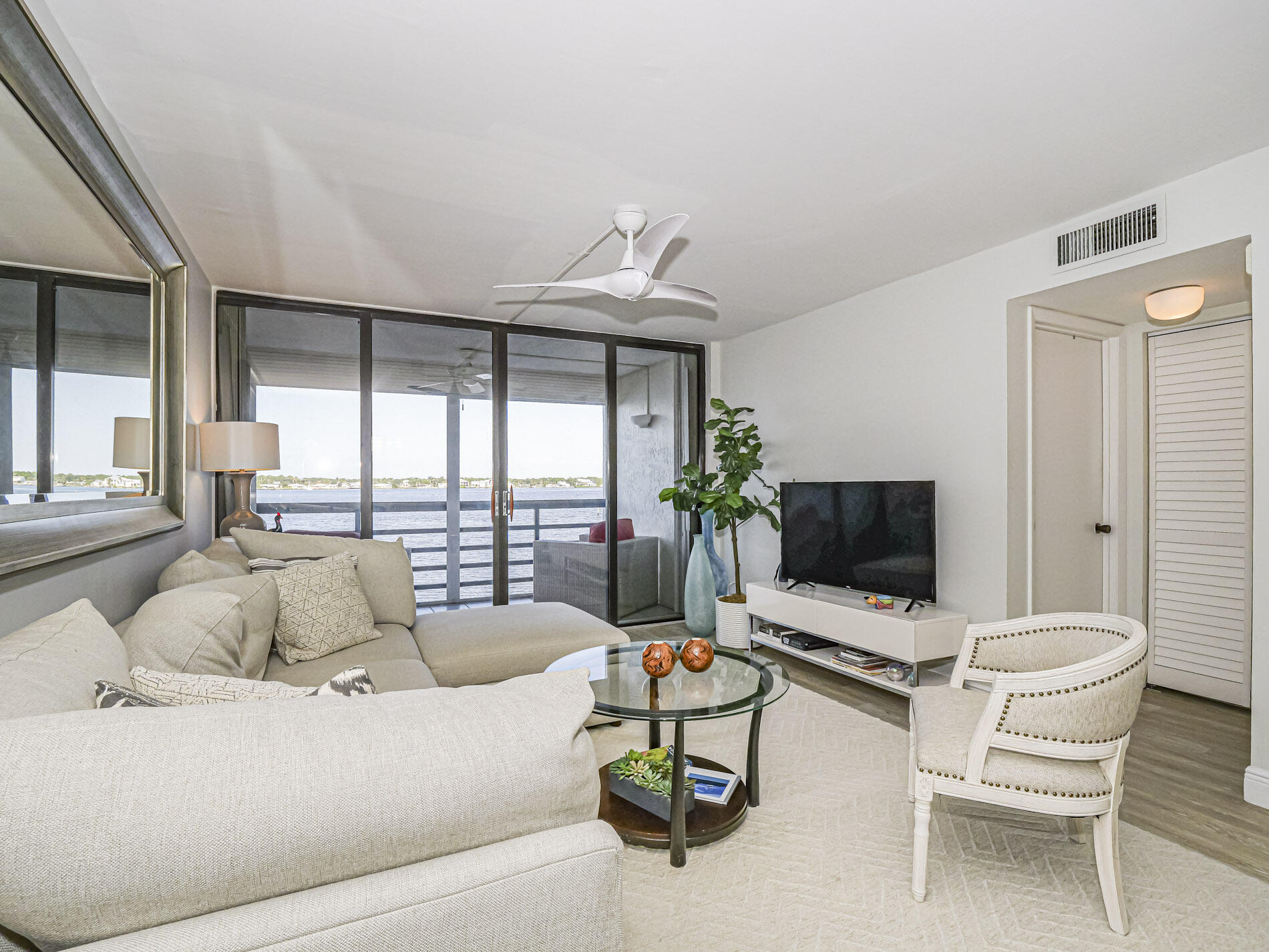 CIRCLE BAY YACHT CLUB CONDO - Residential