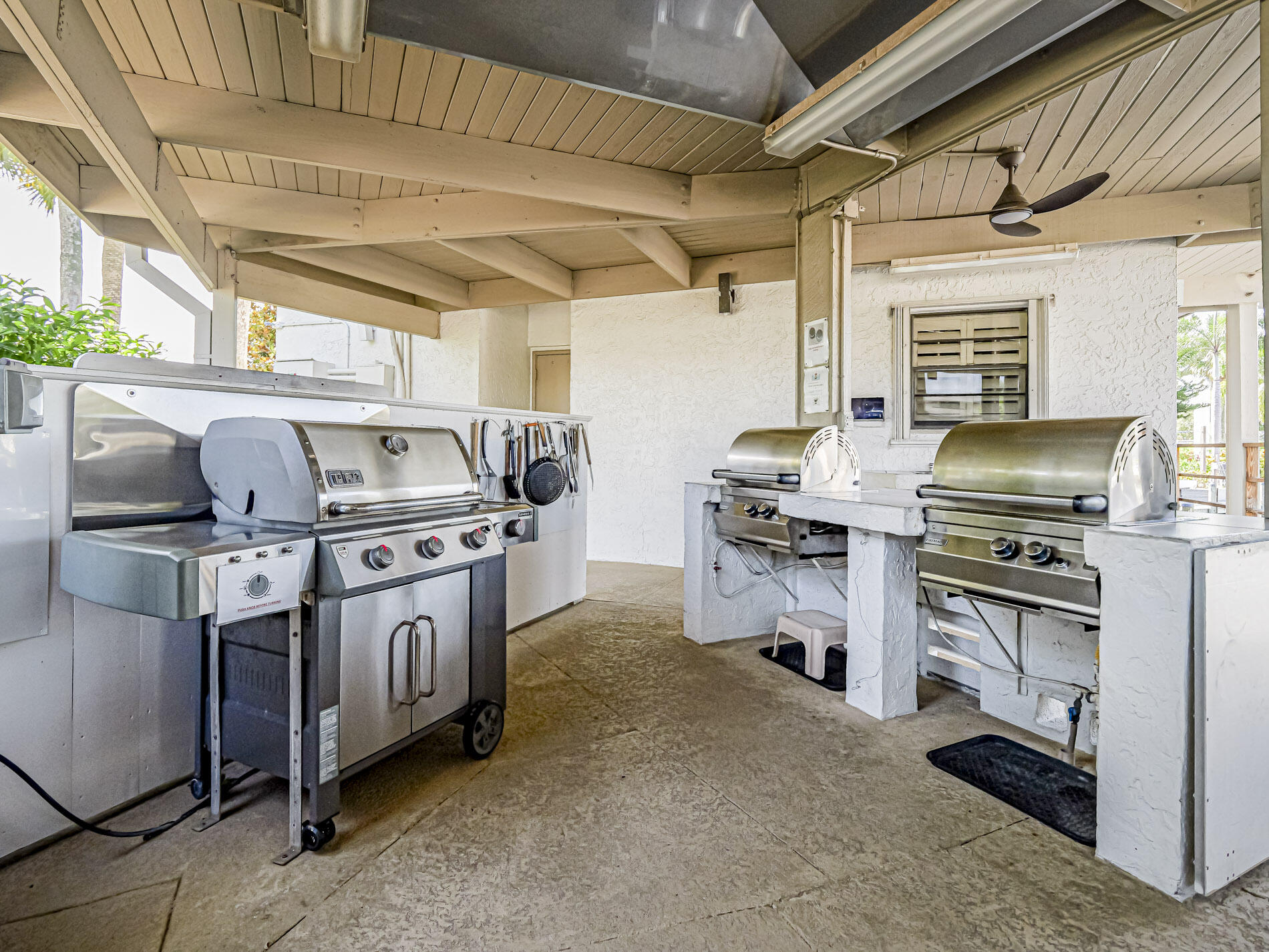 CIRCLE BAY YACHT CLUB CONDO - Residential