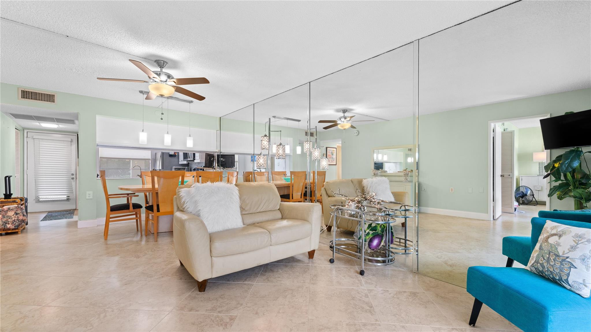 NASSAU VILLAGE WYNMOOR CONDO - Residential