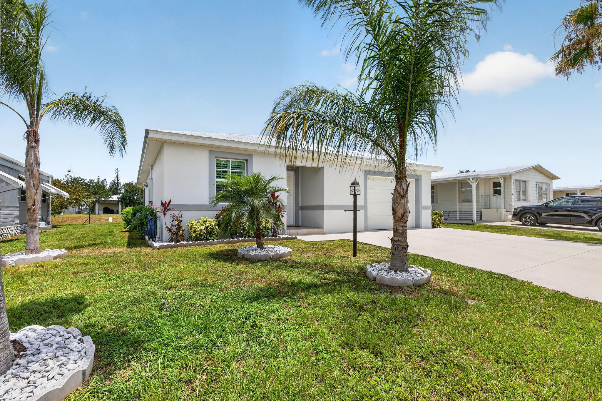 SPANISH LAKES ONE LEASEHOLD ESTATES - Residential