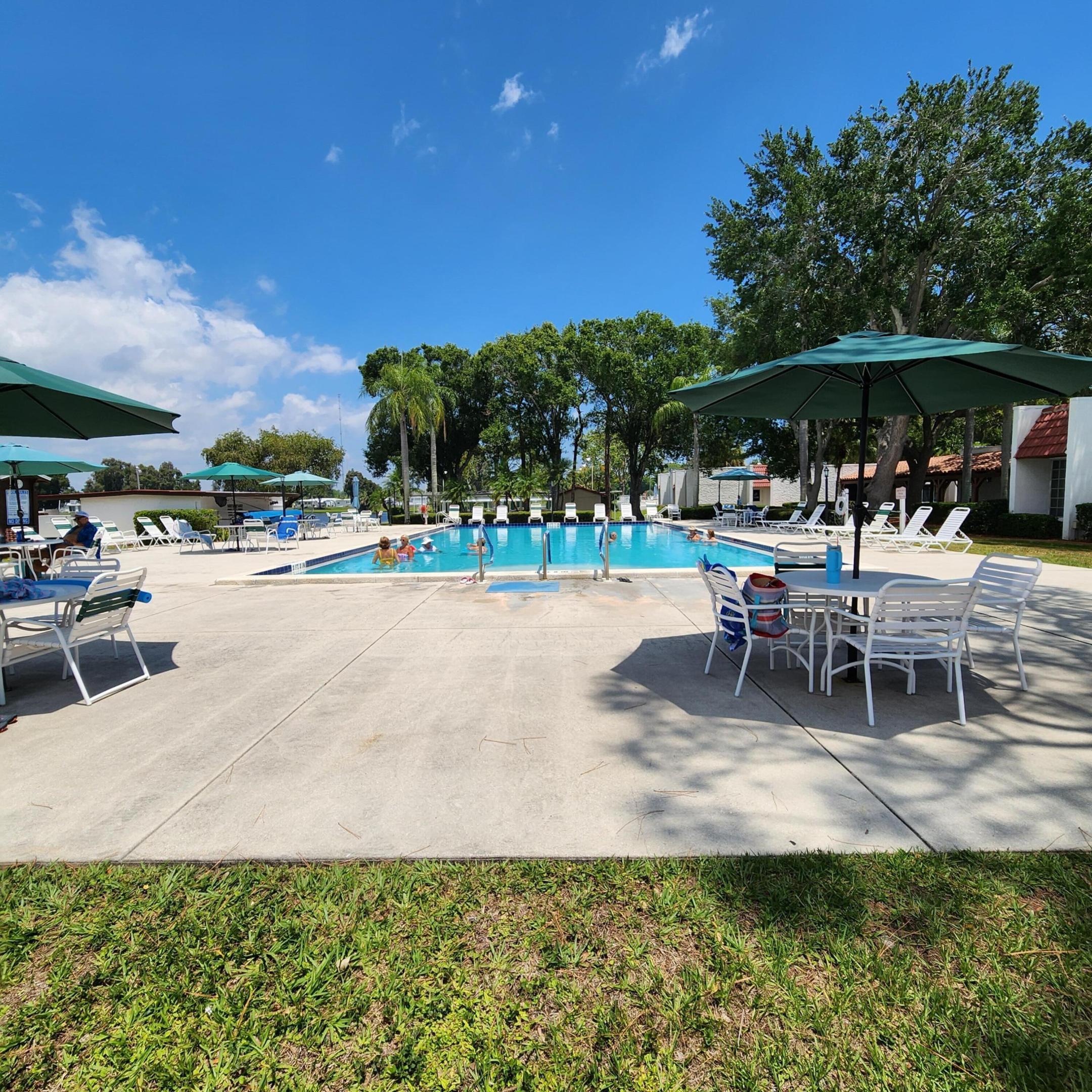SPANISH LAKES ONE LEASEHOLD ESTATES - Residential