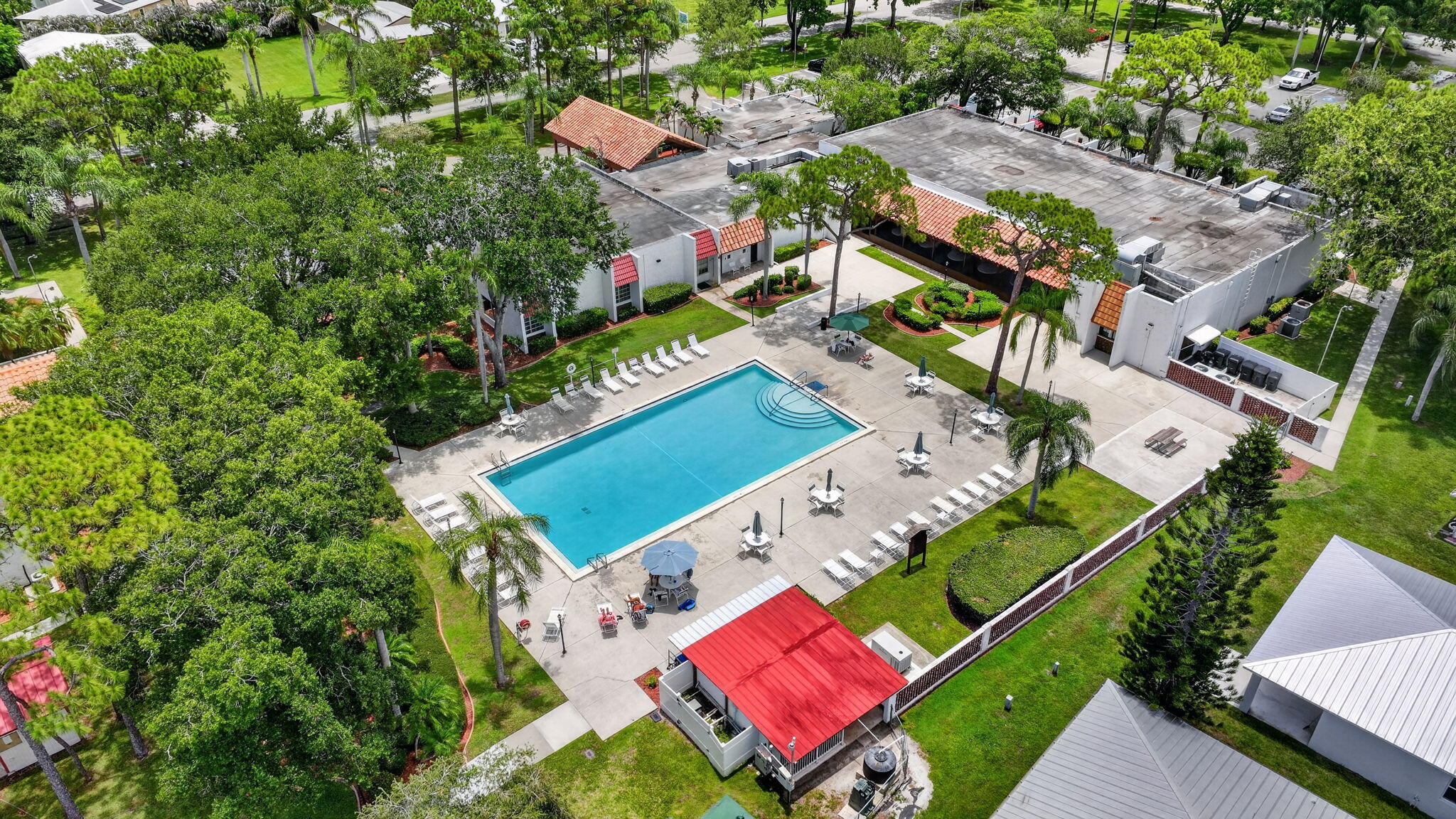 SPANISH LAKES ONE LEASEHOLD ESTATES - Residential