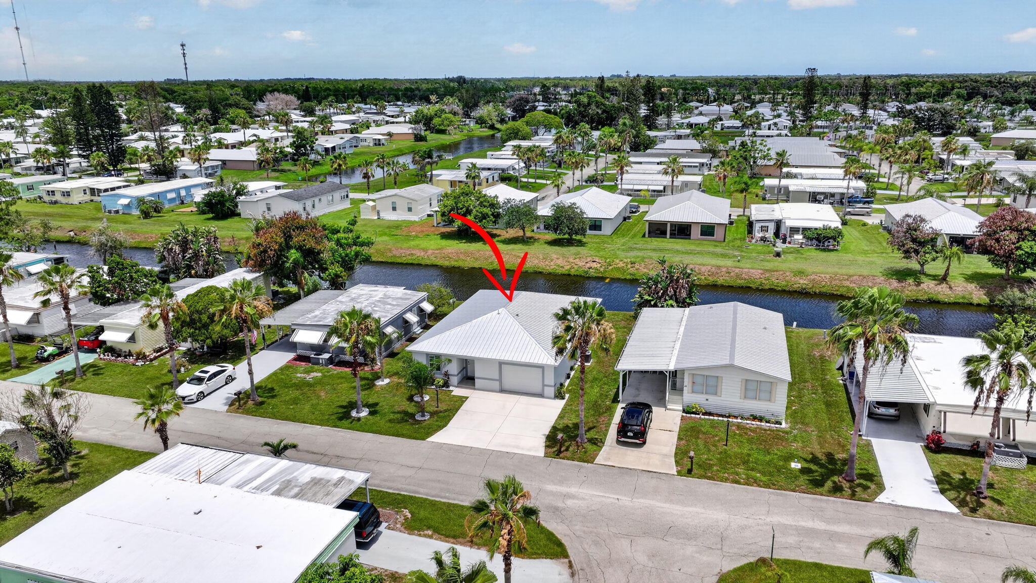 SPANISH LAKES ONE LEASEHOLD ESTATES - Residential
