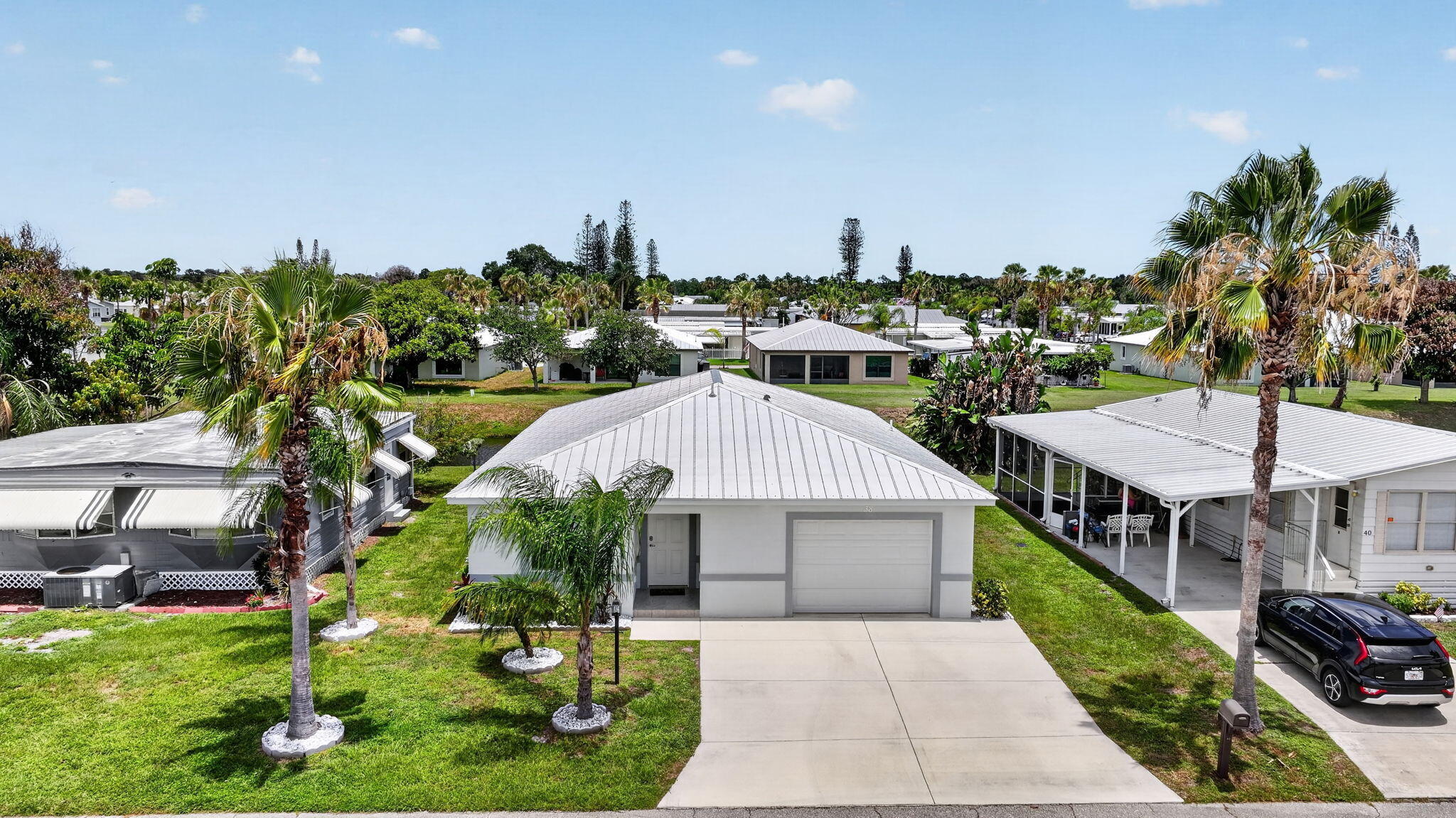 SPANISH LAKES ONE LEASEHOLD ESTATES - Residential
