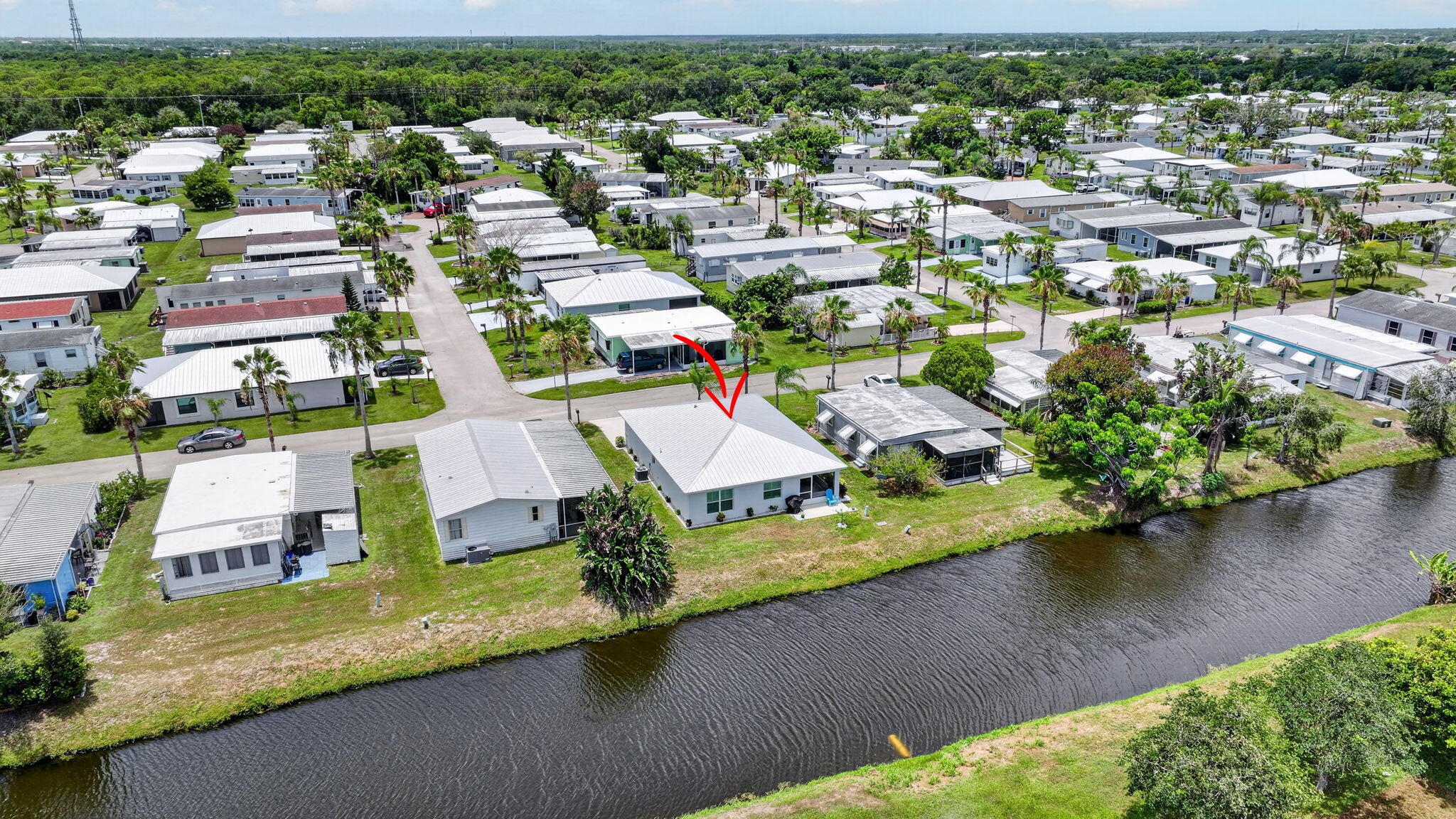 SPANISH LAKES ONE LEASEHOLD ESTATES - Residential