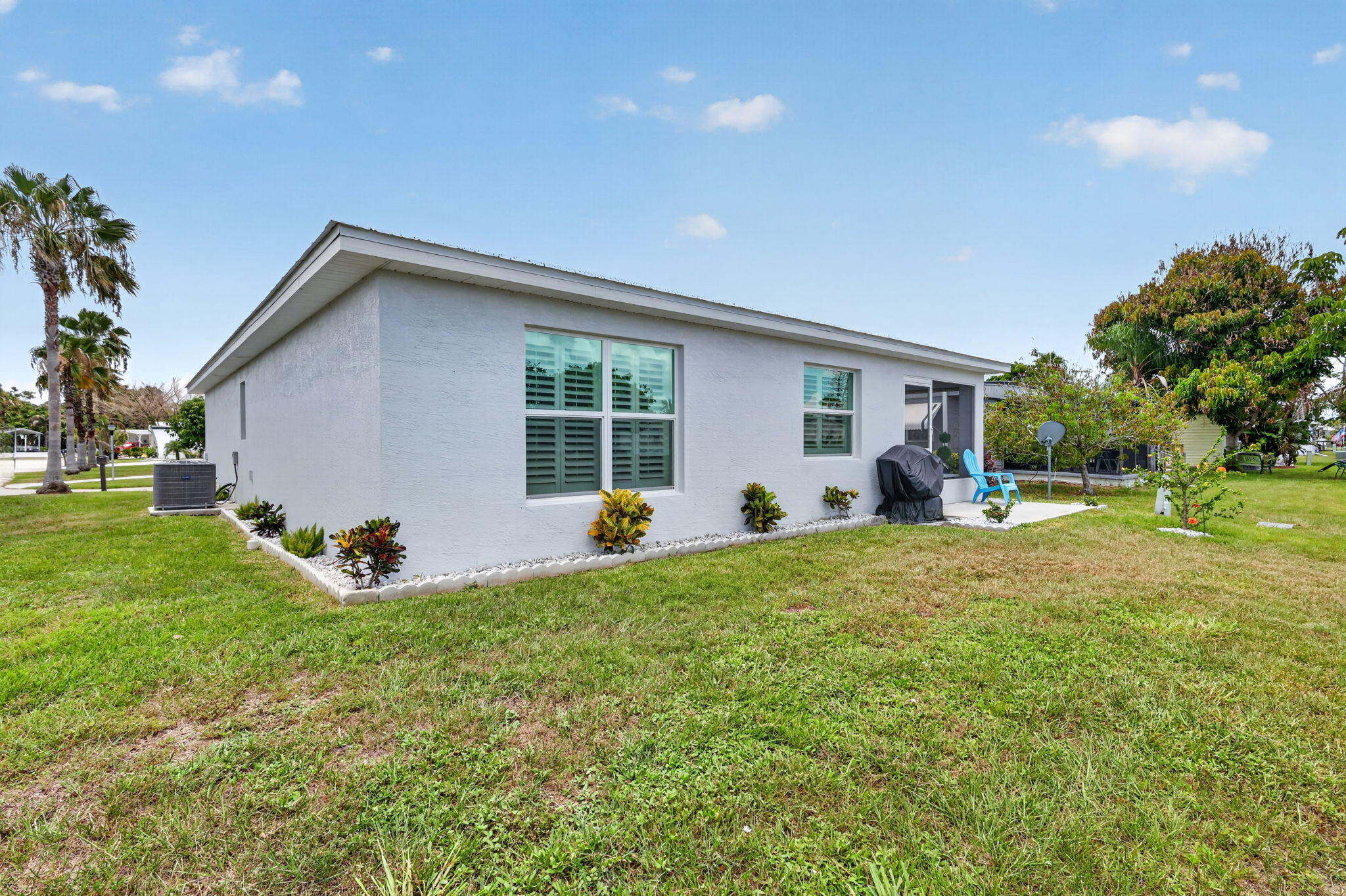 SPANISH LAKES ONE LEASEHOLD ESTATES - Residential