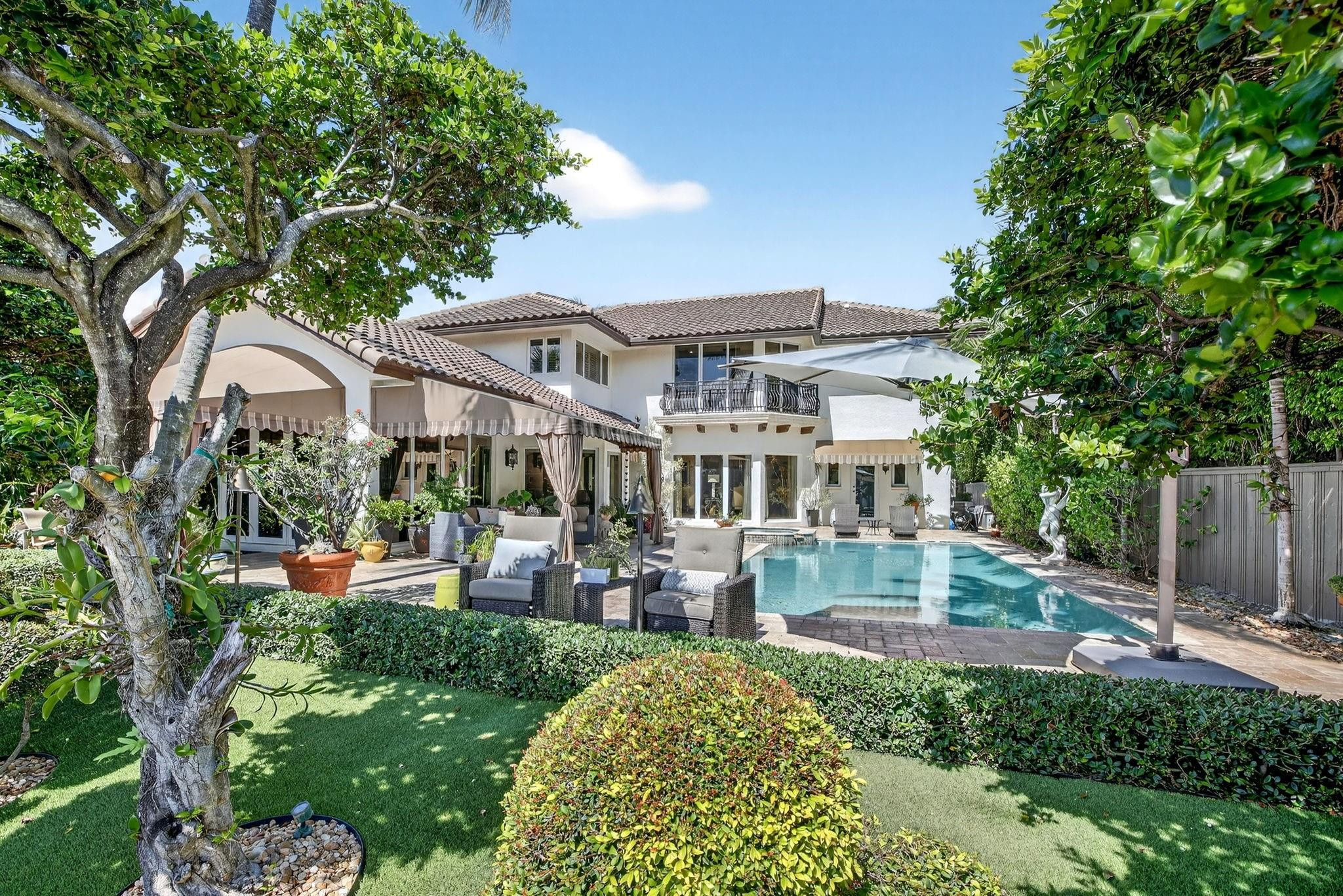 Lauderdale Isles - Residential