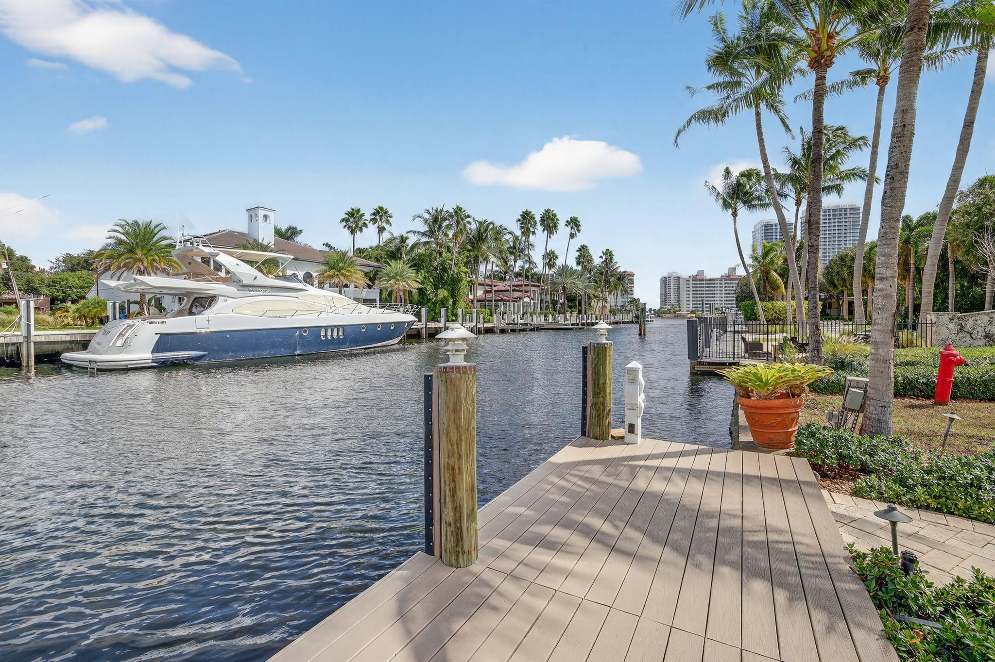 Lauderdale Isles - Residential