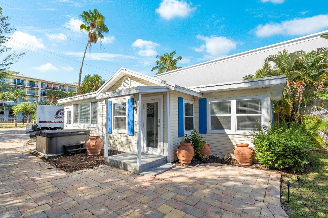 DELRAY TOWN OF - Residential Income