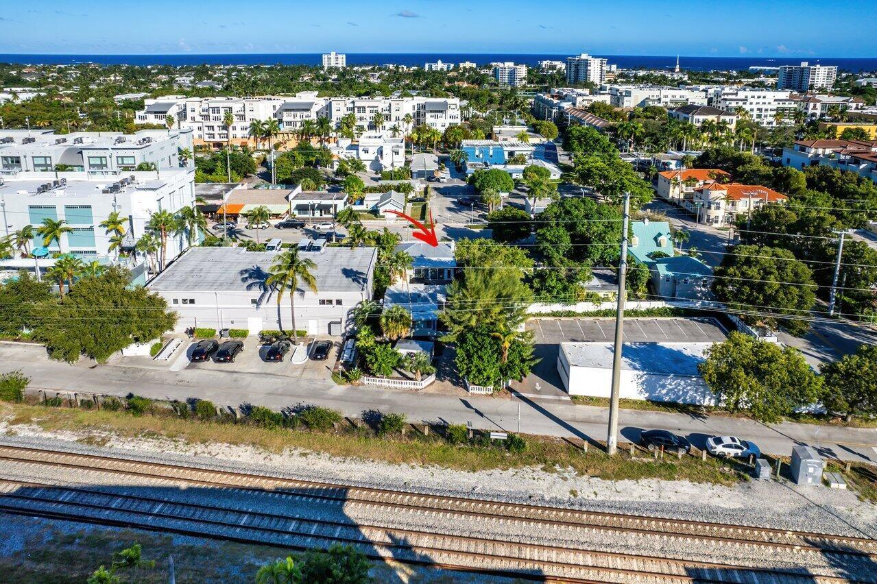 DELRAY TOWN OF - Residential Income