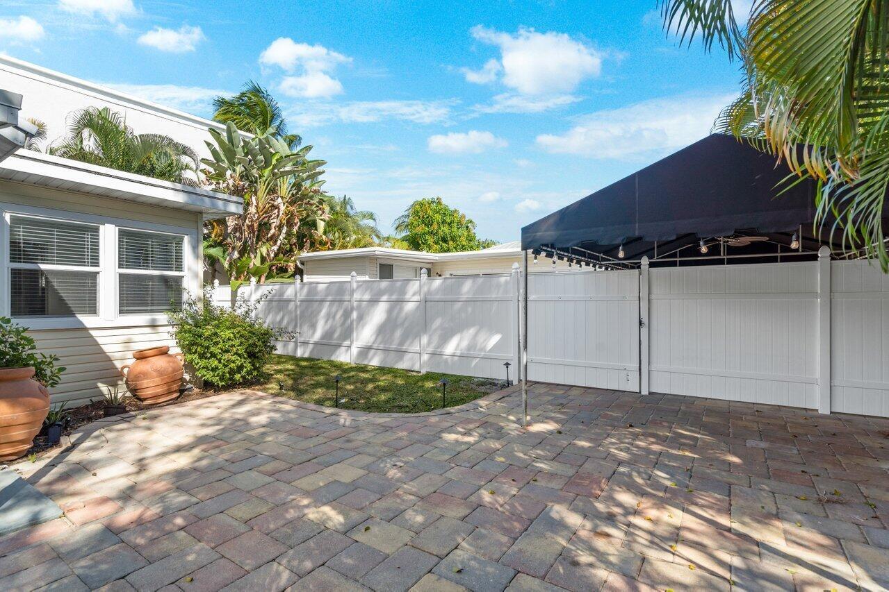 DELRAY TOWN OF - Residential Income