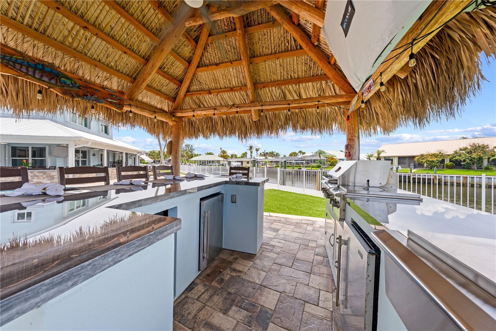 QUEEN'S COVE UNIT 1 - Residential