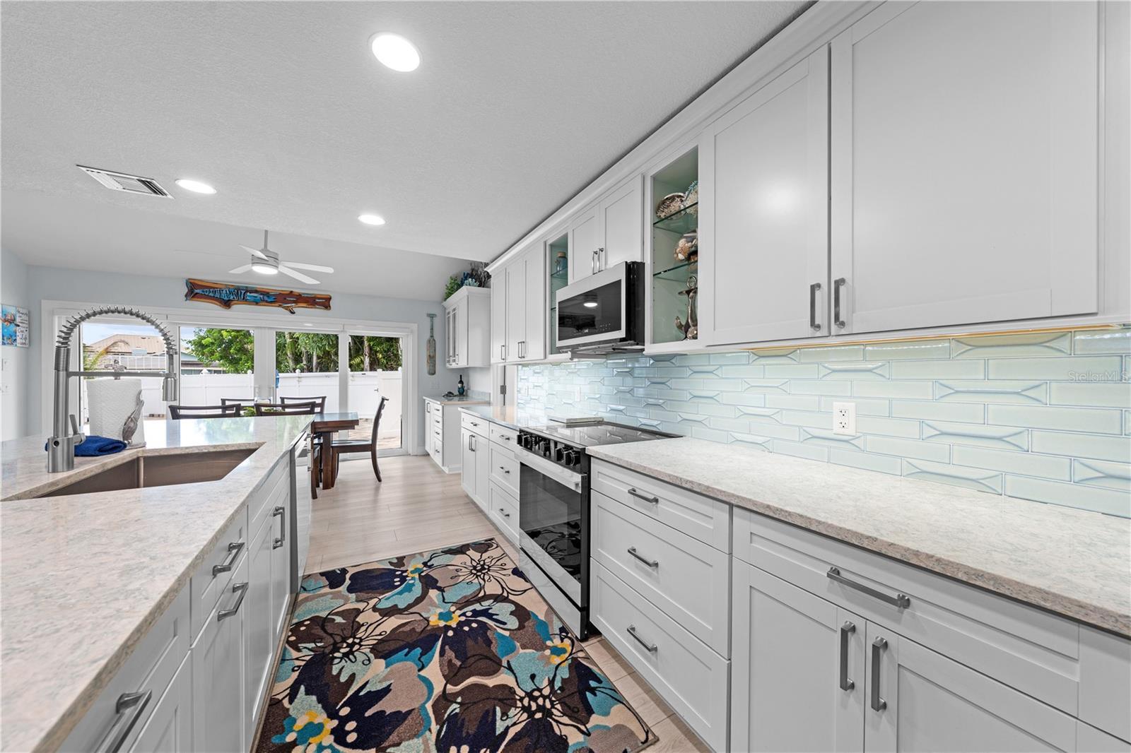 QUEEN'S COVE UNIT 1 - Residential