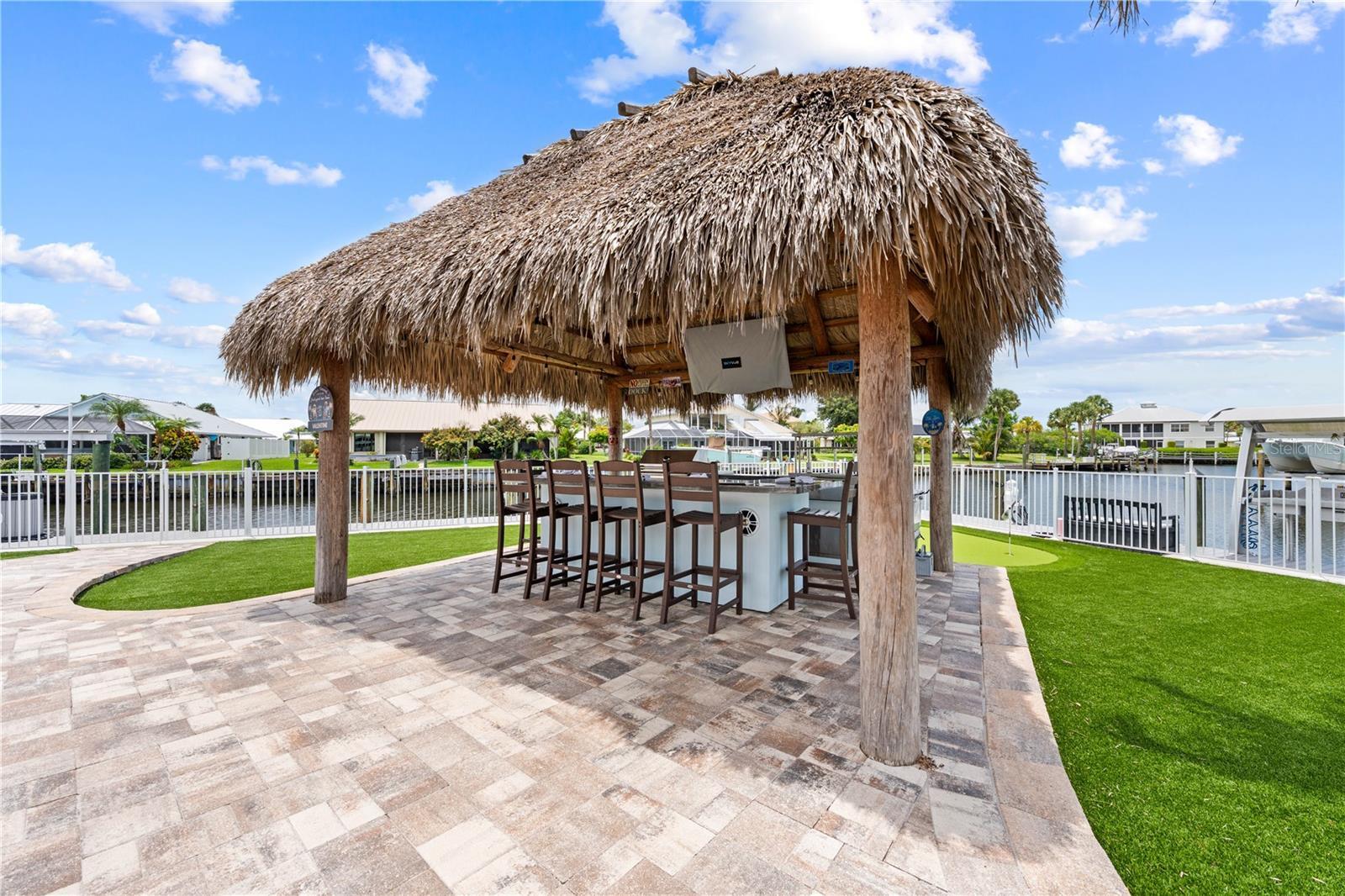 QUEEN'S COVE UNIT 1 - Residential
