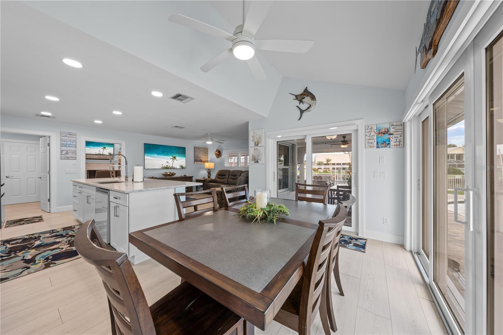 QUEEN'S COVE UNIT 1 - Residential