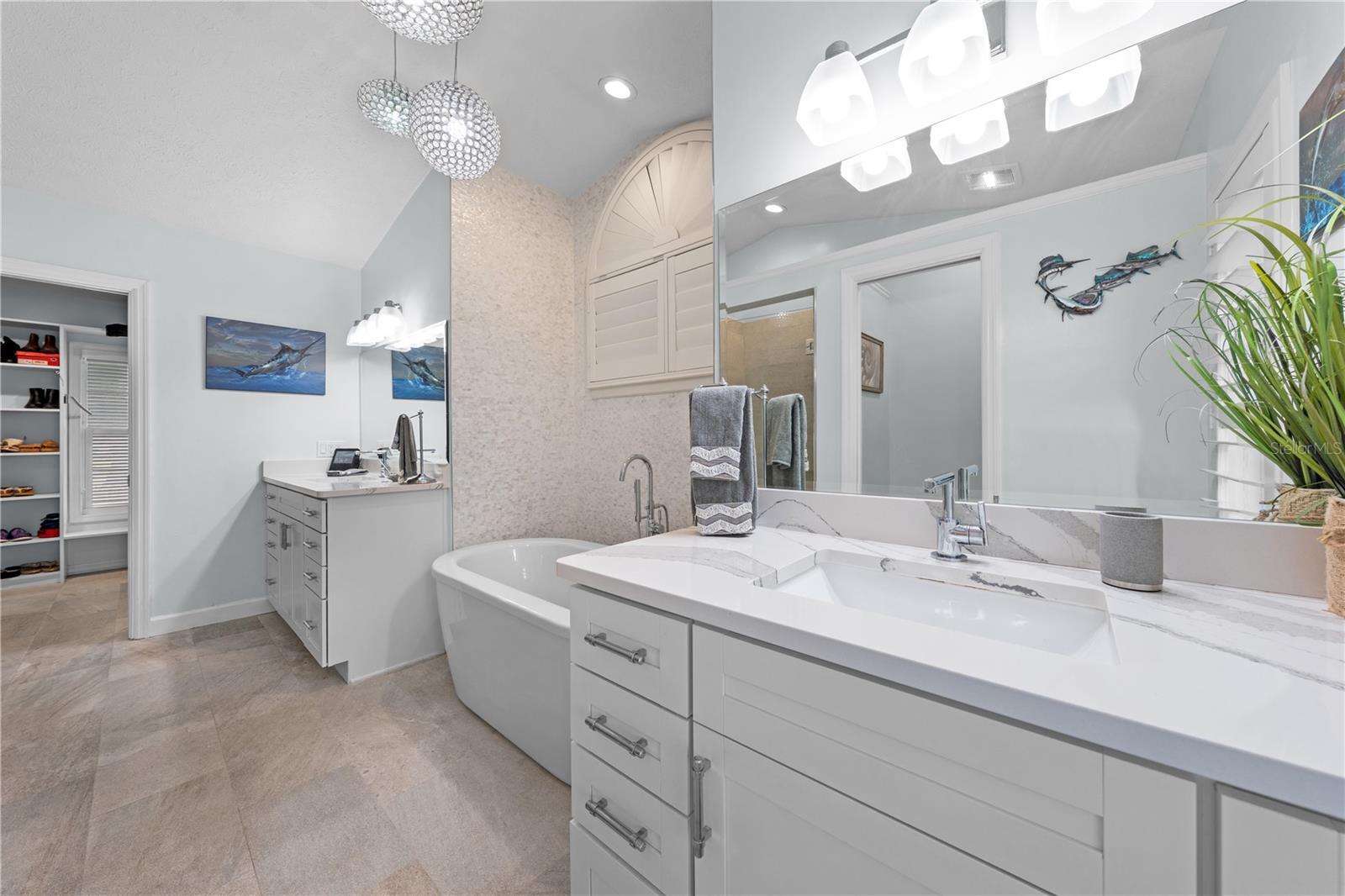 QUEEN'S COVE UNIT 1 - Residential