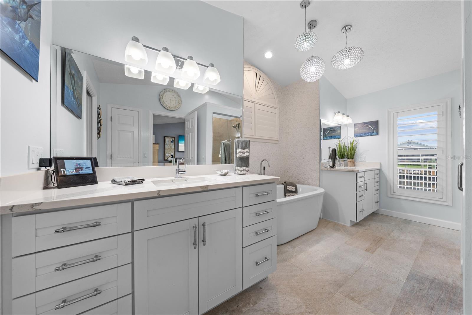 QUEEN'S COVE UNIT 1 - Residential