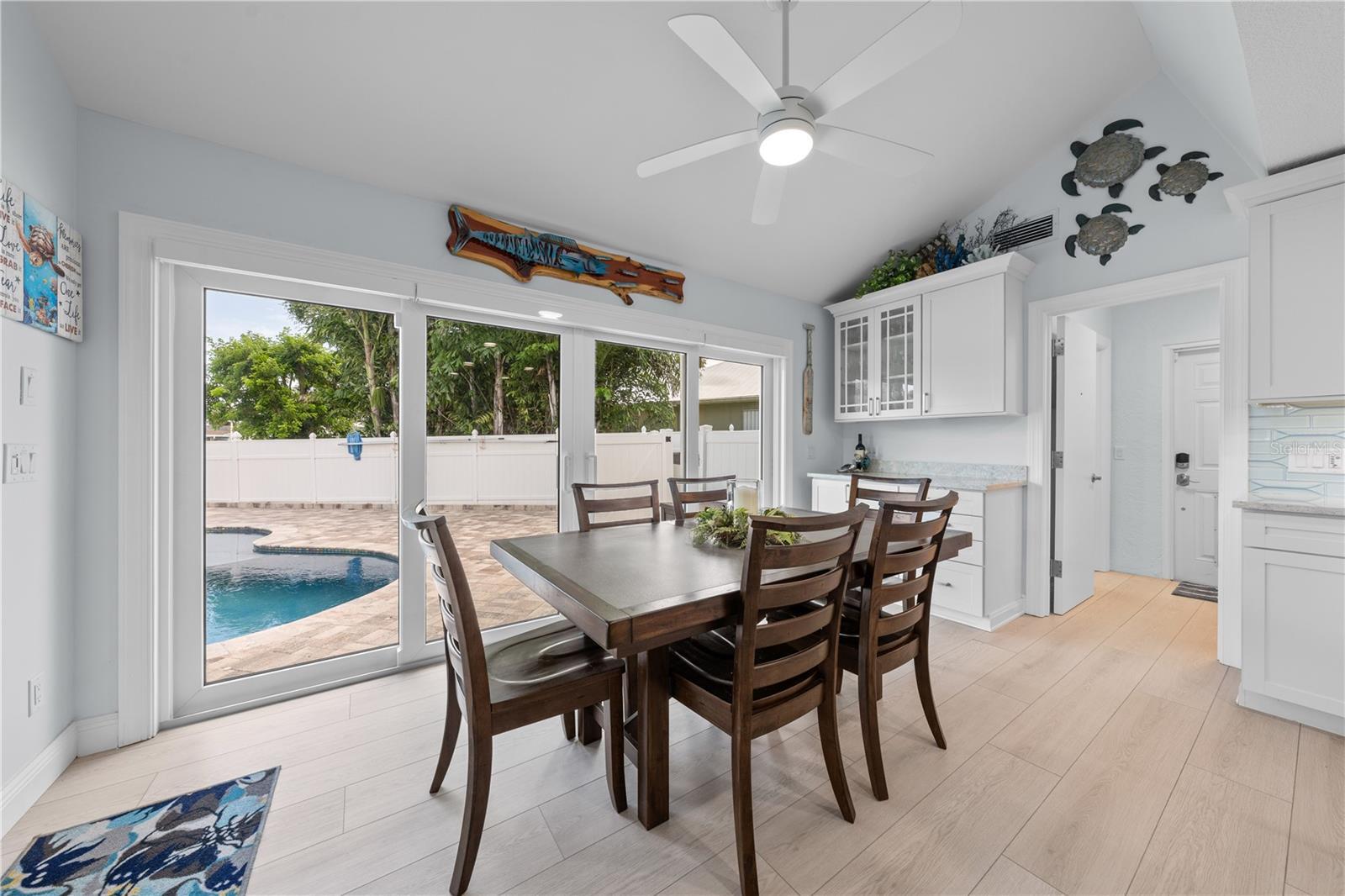 QUEEN'S COVE UNIT 1 - Residential