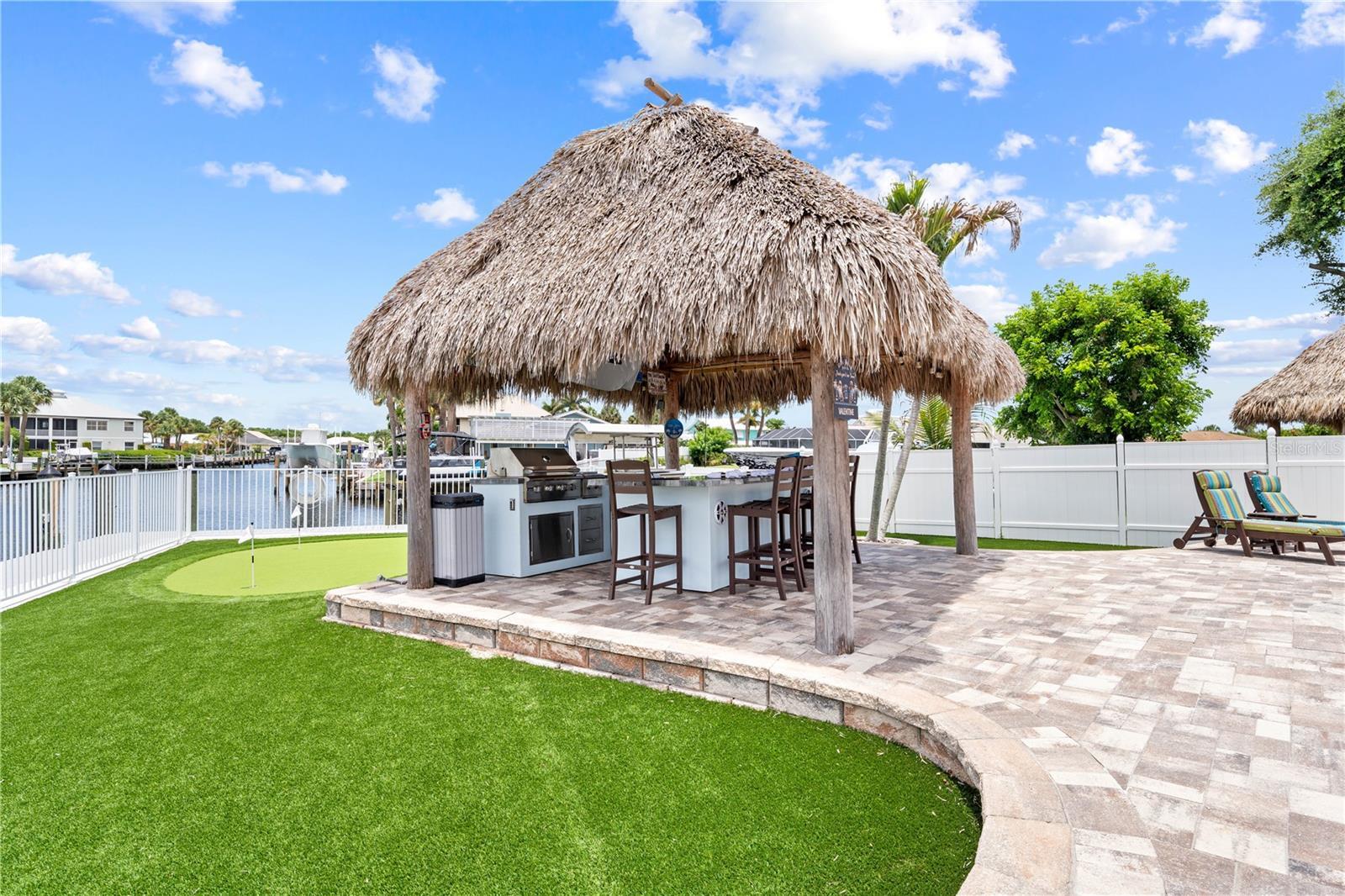 QUEEN'S COVE UNIT 1 - Residential