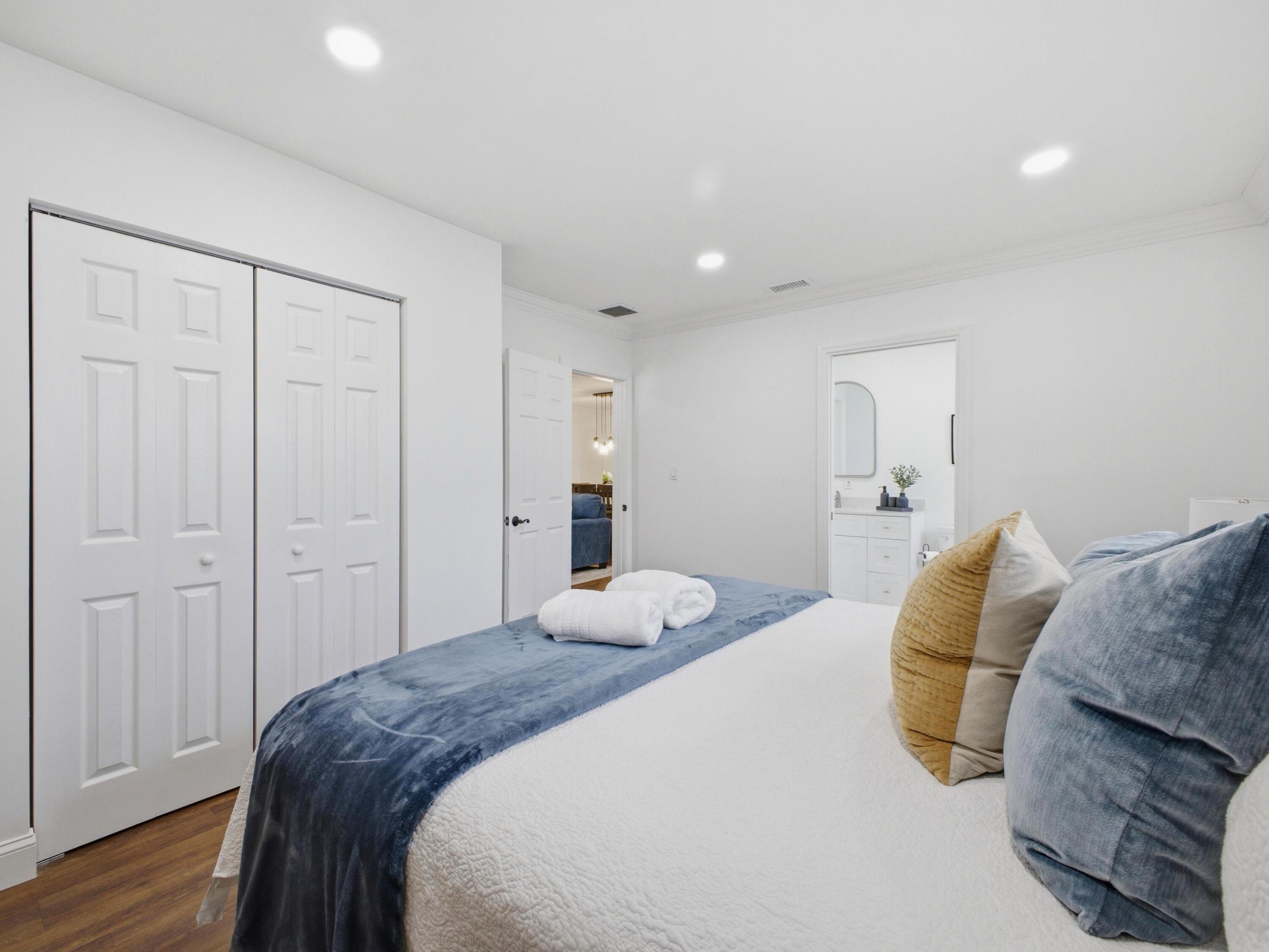 POMPANO WATERWAY ESTATES 1ST ADD - Residential Lease