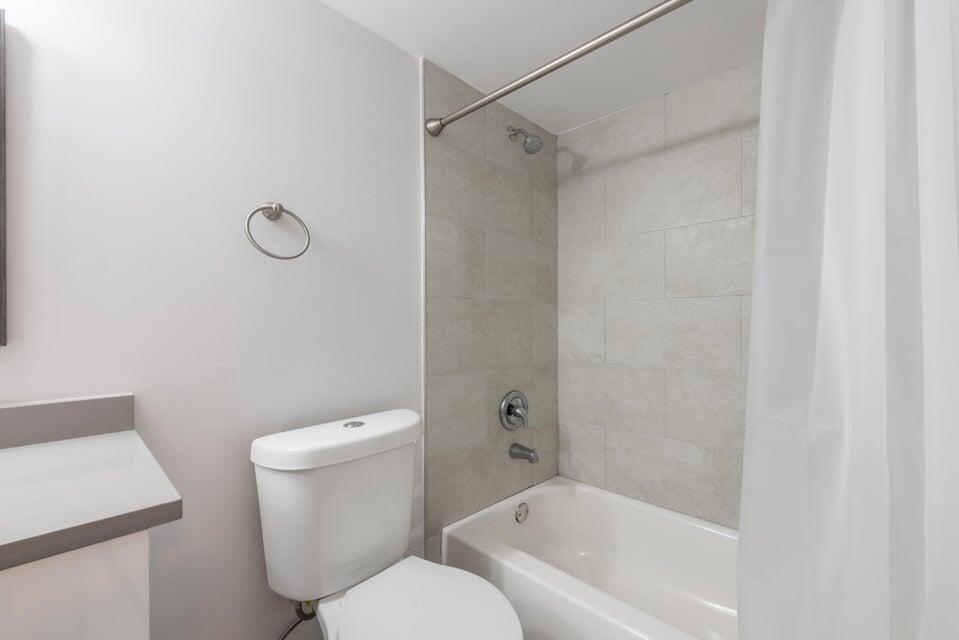 PINE RIDGE AT HAVERHILL CONDO - Residential