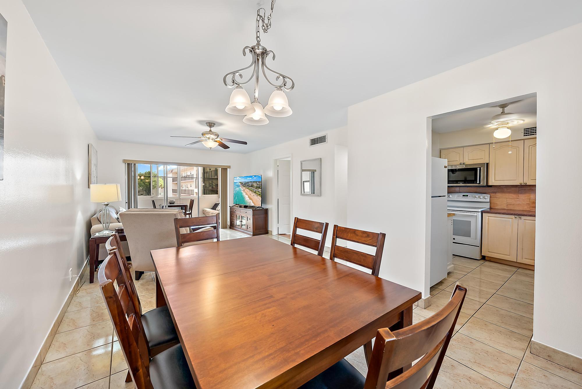LAKESIDE VILLAGE CONDO 7 - Residential