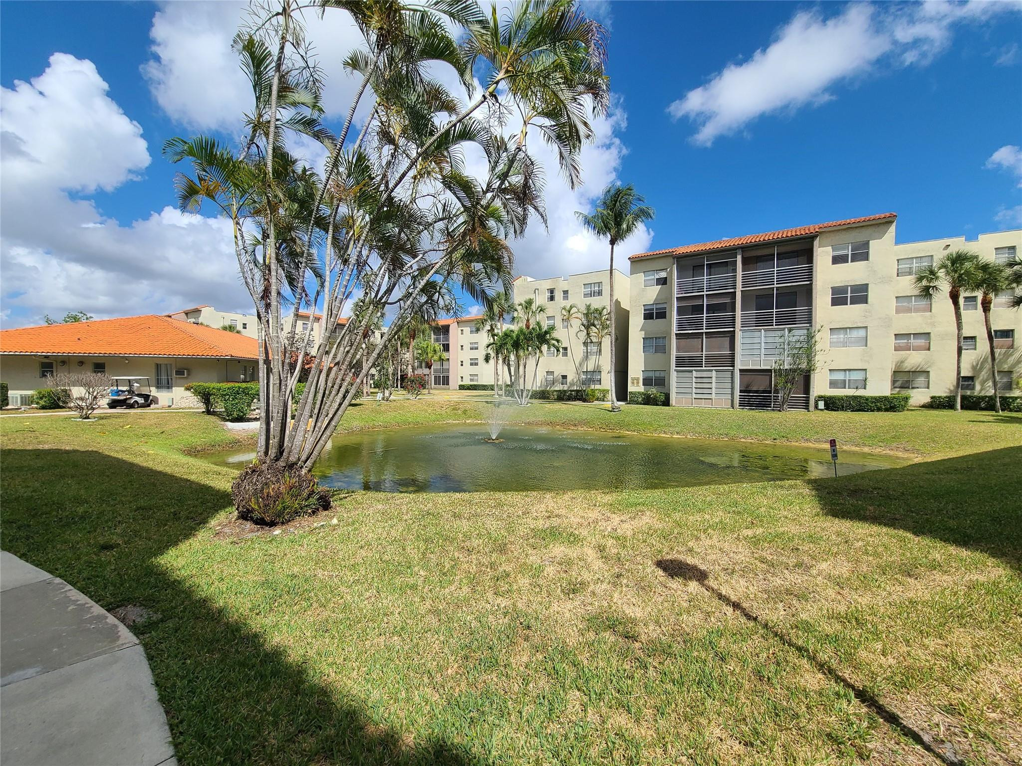 COURTYARDS OF BROWARD CONDO - Residential
