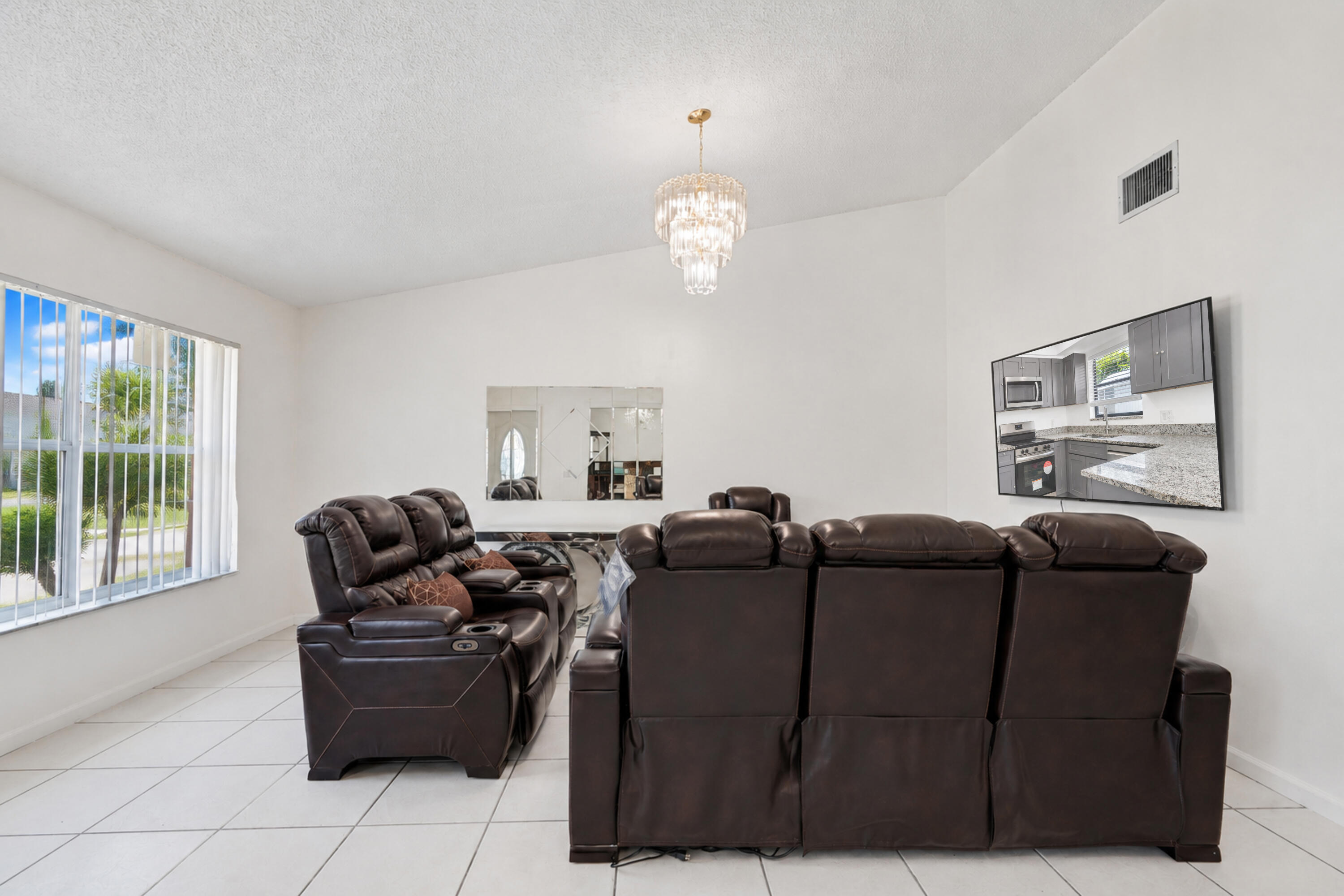 MIL-LAKE ESTATES 1 - Residential